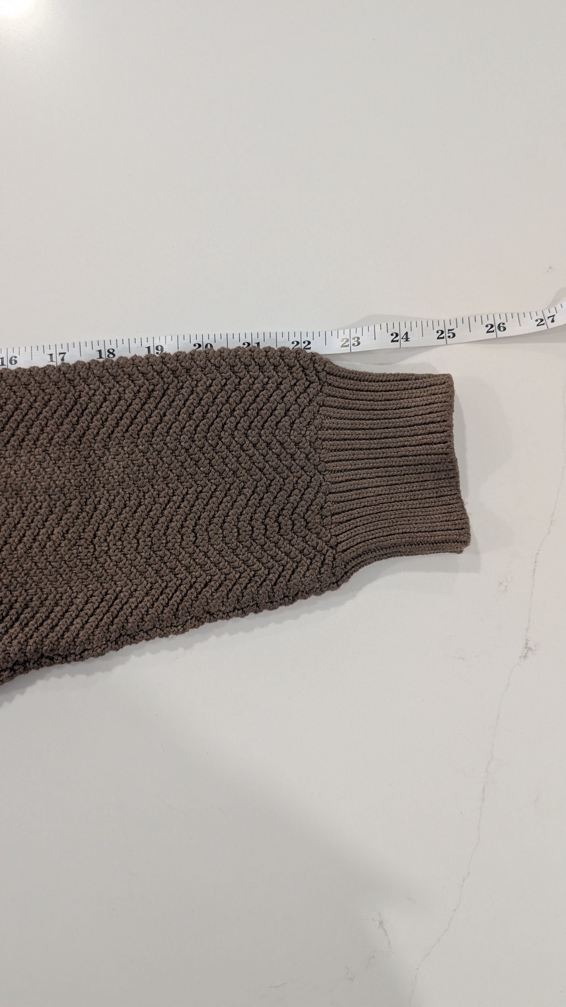 American Trench American Trench V-Neck Sweater Herringbone Knit Size US M / EU 48-50 / 2 - 10 Thumbnail