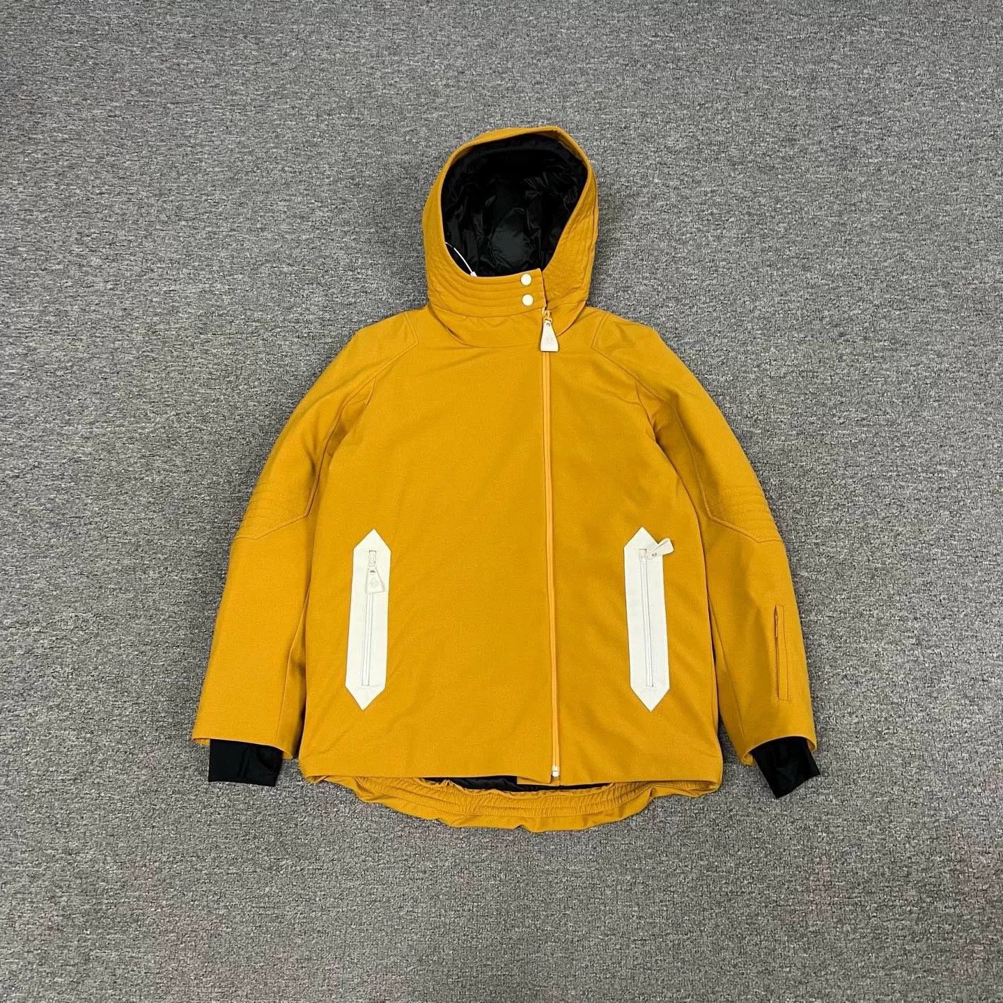 Hermes Hermes Yellow Jacket Puffer Coat Size 36 Size US S / EU 44-46 / 1 - 1 Thumbnail