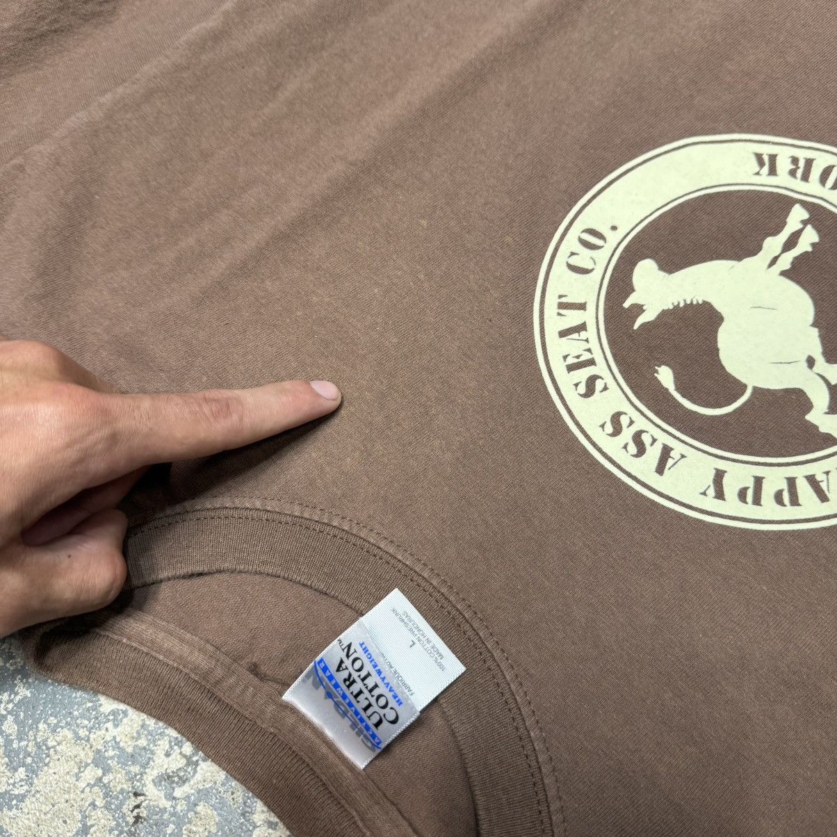 Vintage Vintage Happy Ass Seat Co. Brown New York Tshirt Size US L / EU 52-54 / 3 - 10 Thumbnail