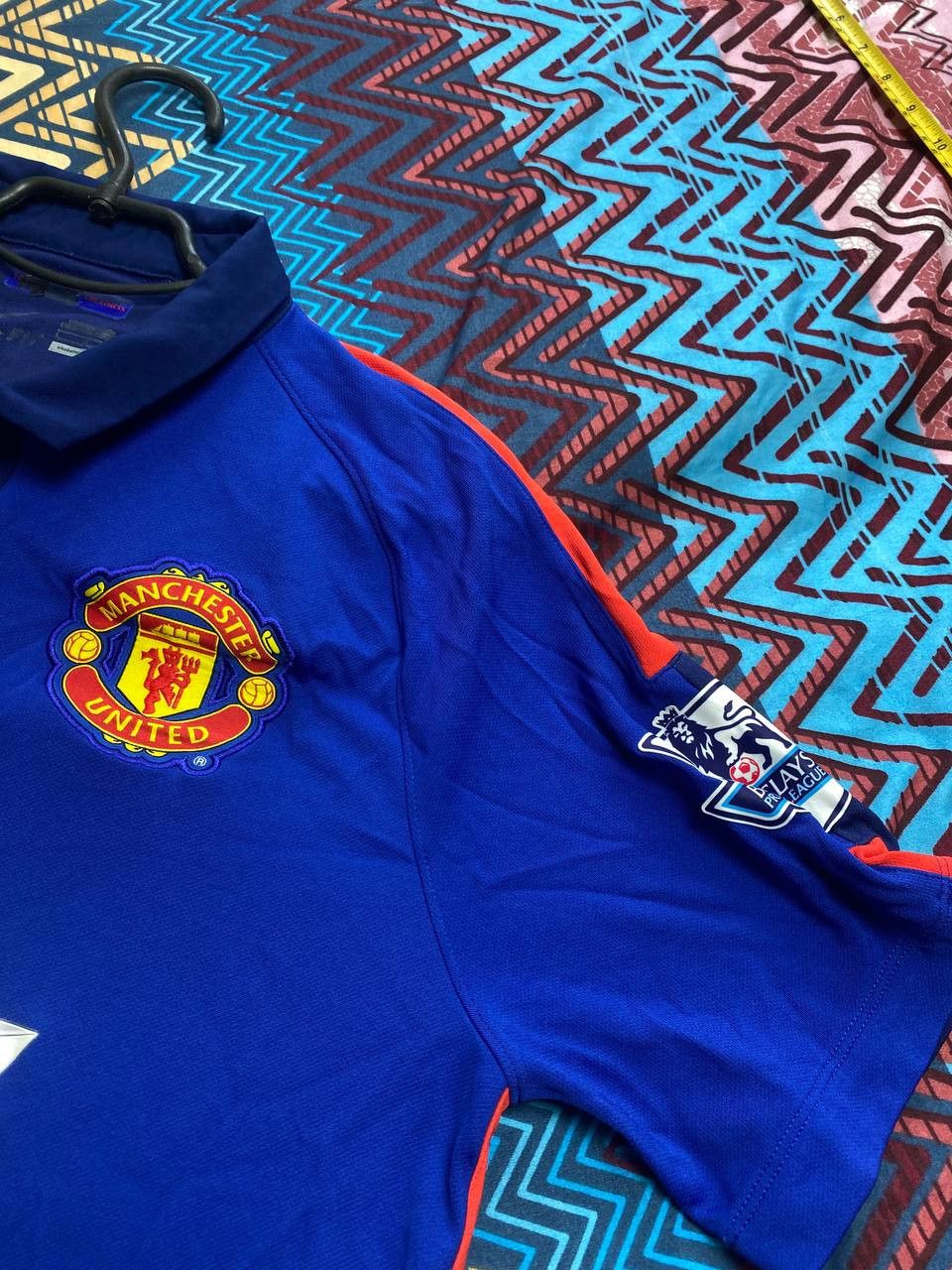 Nike × Vintage Vintage Nike Manchester United Away Kit Jersey Size US L / EU 52-54 / 3 - 6 Thumbnail