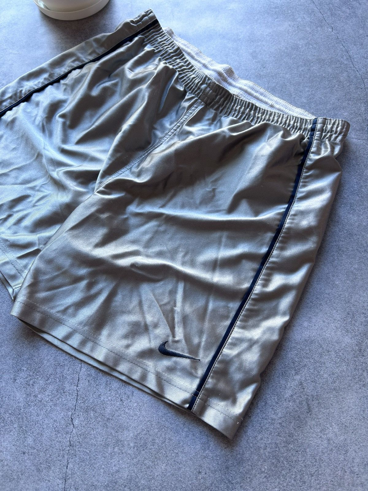 Nike × Vintage Vintage Nike Silver shorts y2k mens Size US 32 / EU 48 - 2 Thumbnail