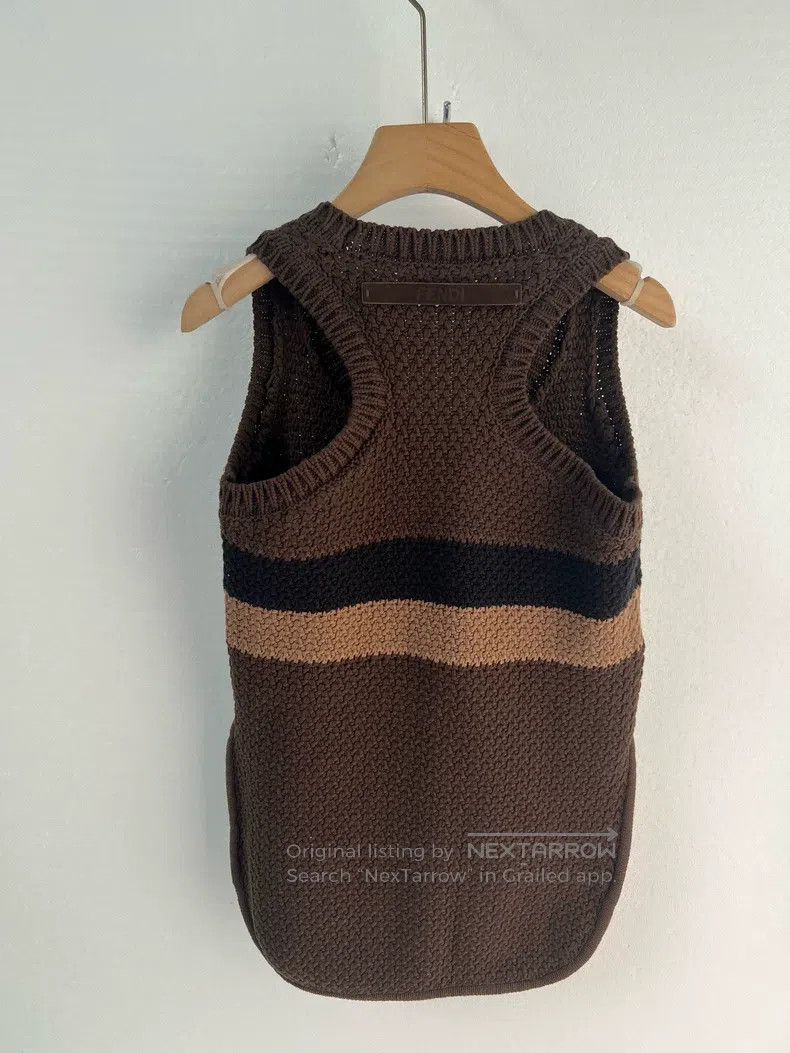 Fendi Fendi Knitted vest waistcoat Size XXS / US 00 / IT 34 - 2 Thumbnail