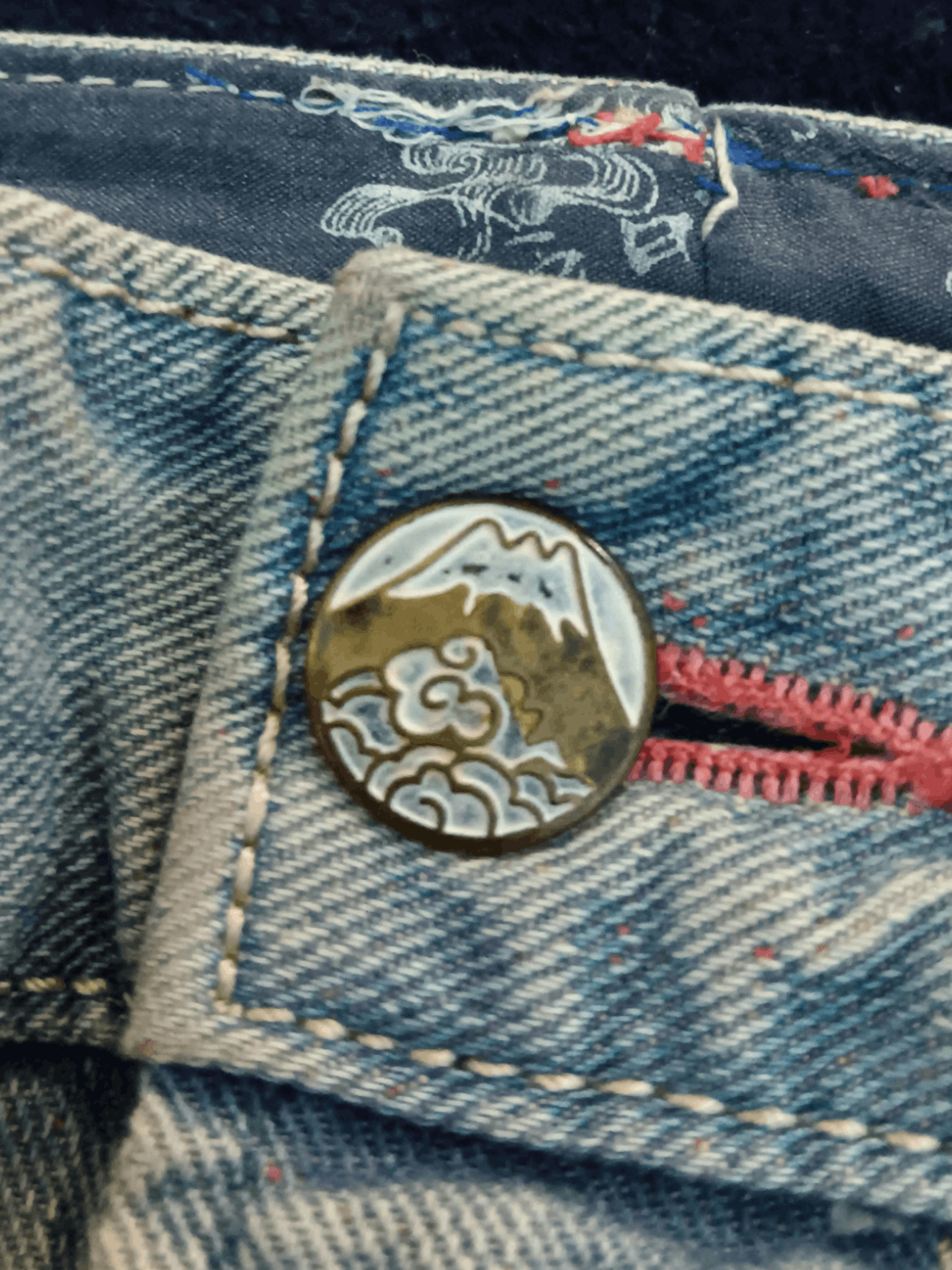 Edwin × Japanese Brand Edwin japan pabric koi embroidered mud wash jeans Size US 31 - 14 Thumbnail