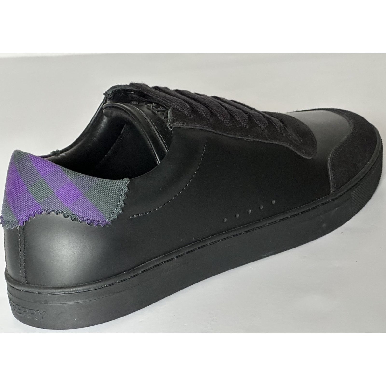 Burberry Burberry Leather Sneakers Black/IP Check 7 US (40) 8075375 Size US 7 / EU 40 - 12 Thumbnail