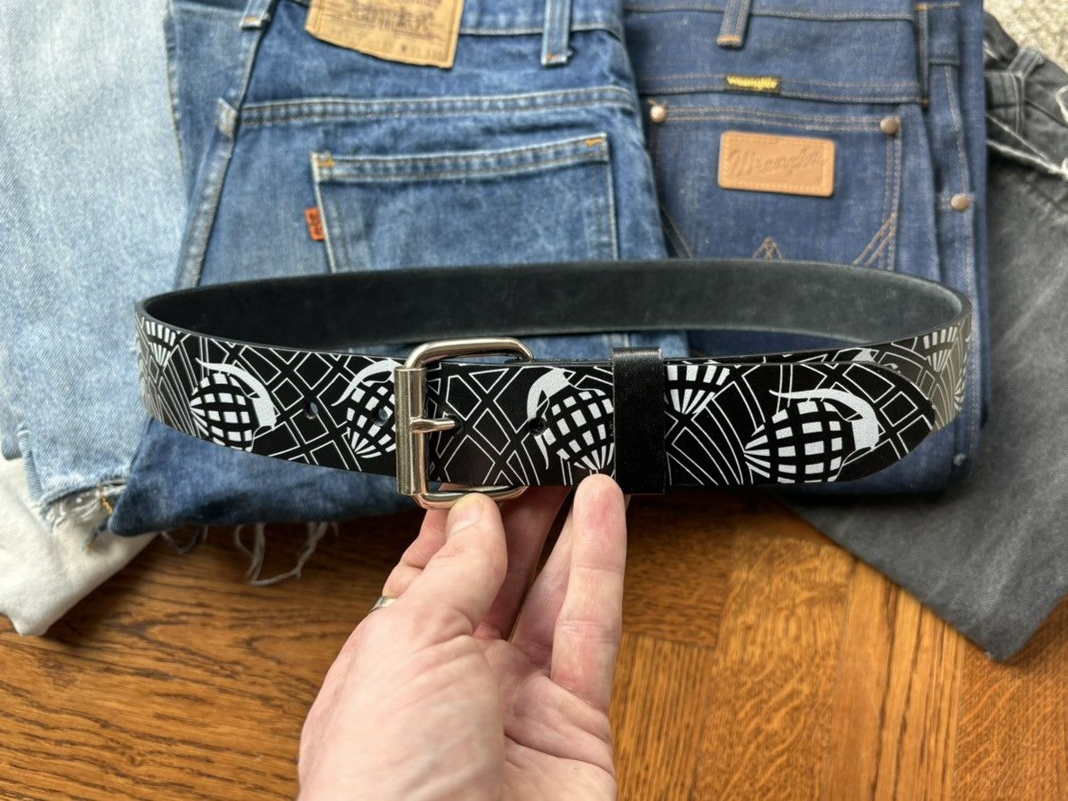Other × Vintage 2000s Vintage Leather Belt Y2K Grenade Print Punk Rock 1990s Size 38 - 3 Thumbnail