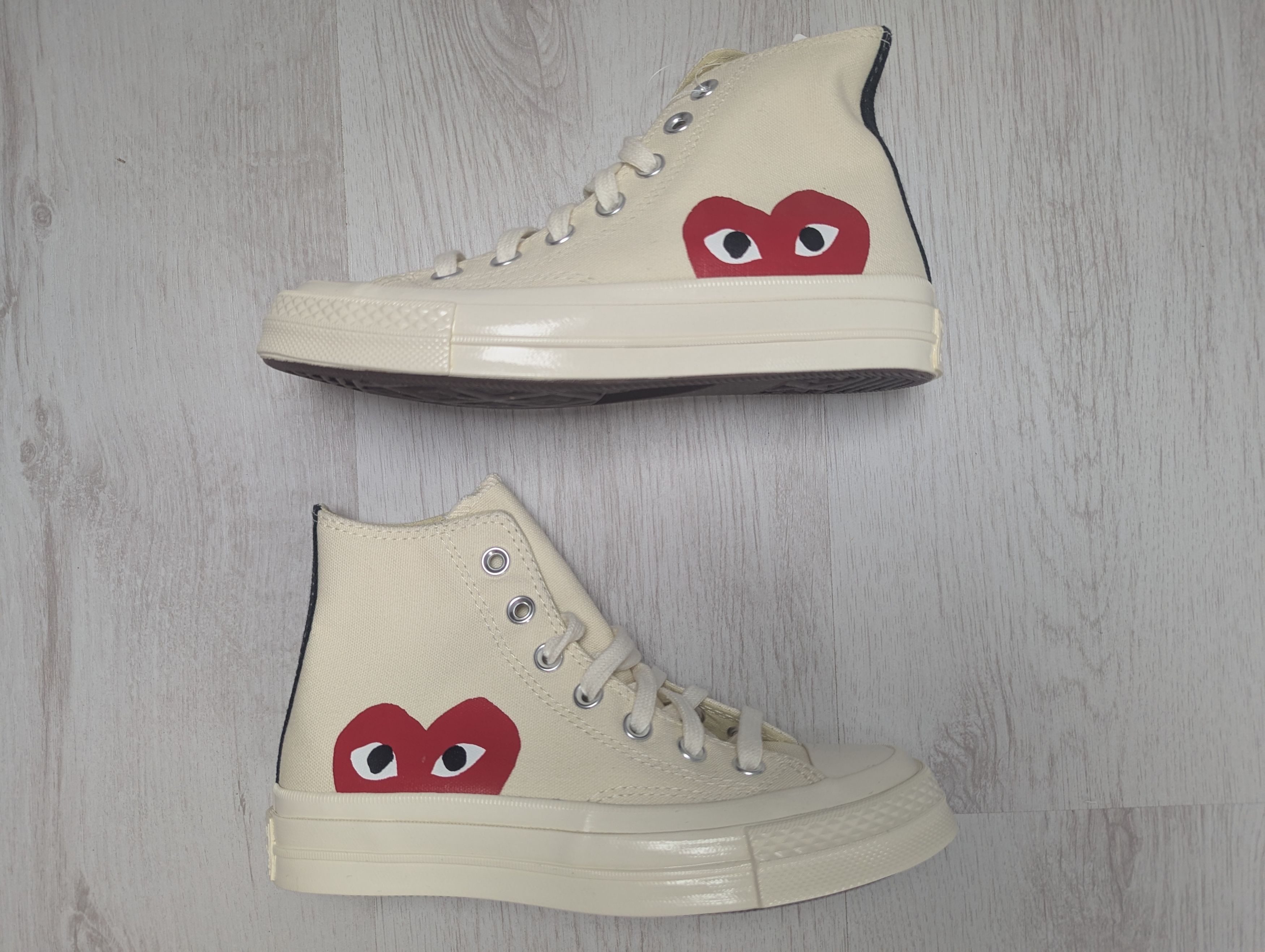 Comme des Garcons PLAY × Converse Converse Chuck Taylor All Star High White Cream Red Heart Size US 5 / IT 35 - 3 Thumbnail