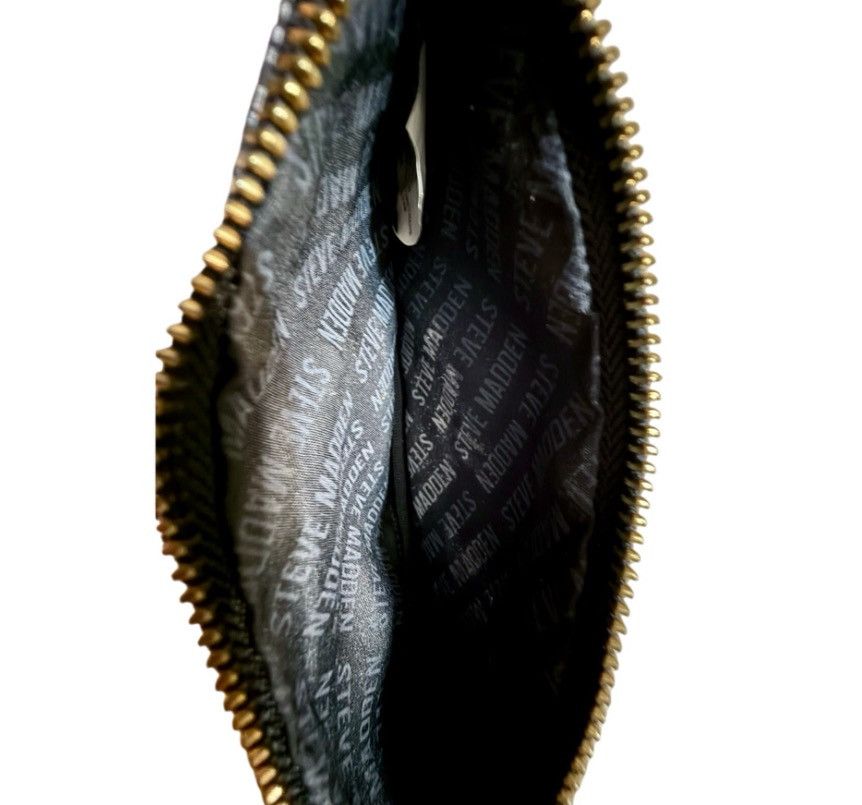 Steve Madden Steve Madden Black Logo Pouch with Gold Hardware Size ONE SIZE - 5 Thumbnail