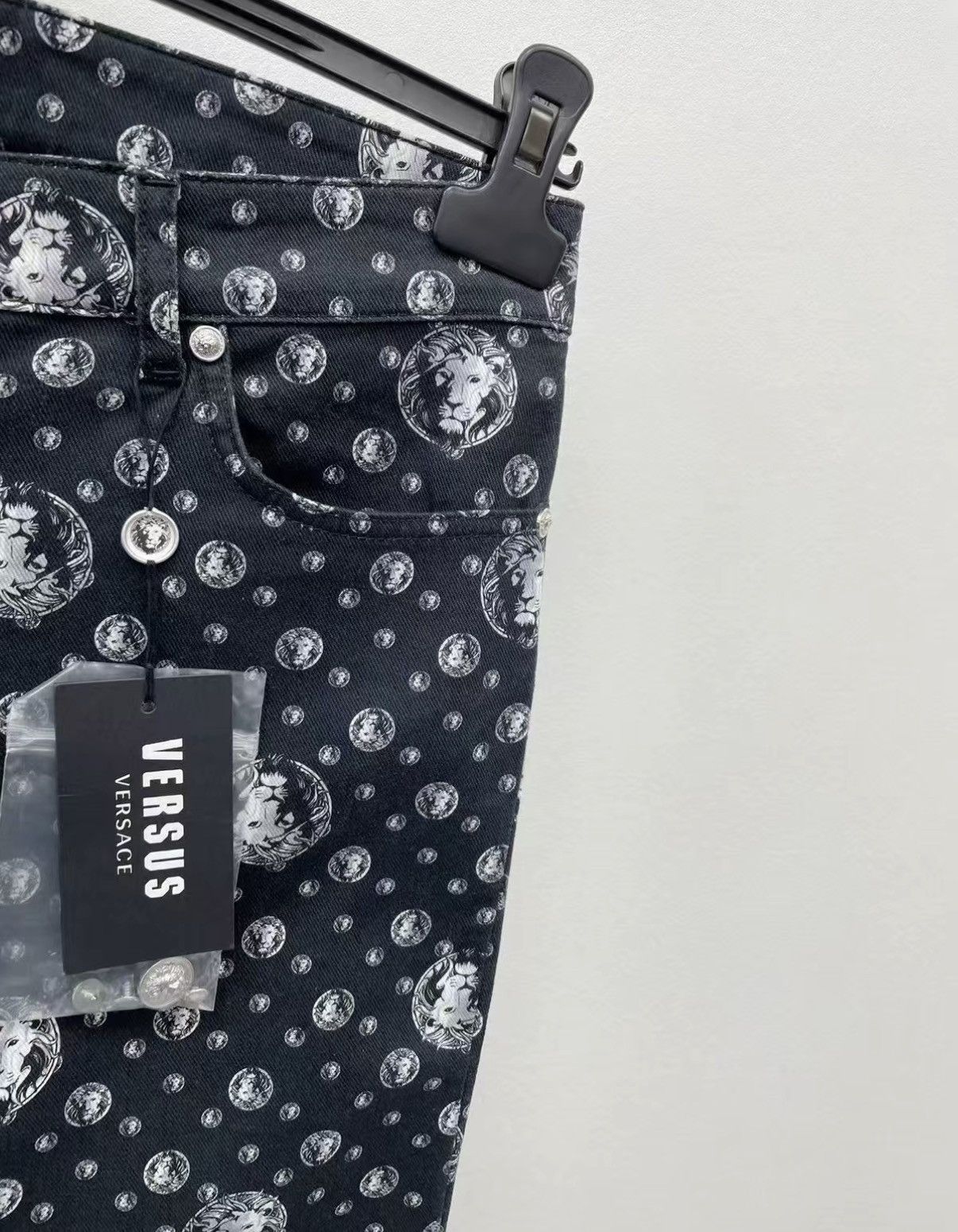 Versus VERSUS Stretch Jeans J30 Size US 30 / EU 46 - 4 Thumbnail