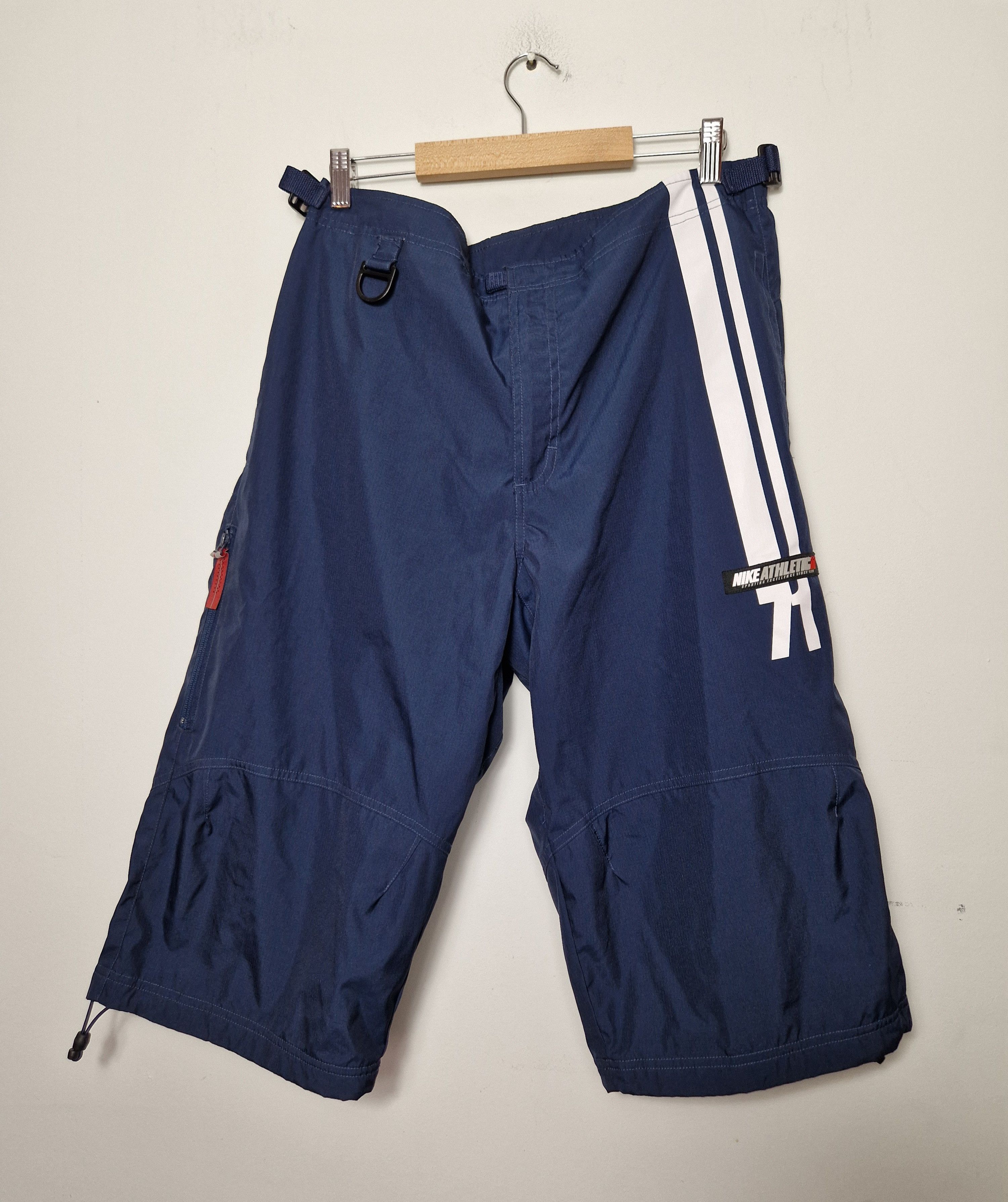 Nike Nike vintage nylon shorts Size US 38 / EU 54 - 1 Thumbnail
