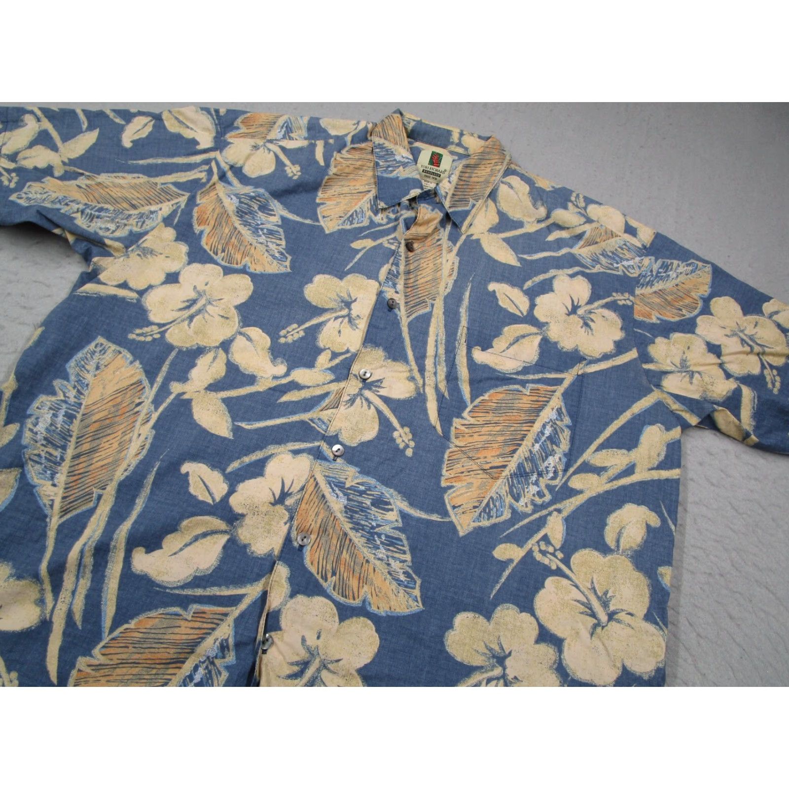 Tori Richard VINTAGE Tori Richard Shirt Men XL Blue Floral Short Sleeve Button-Up Hawaiian Cotton Lawn USA Size US XL / EU 56 / 4 - 2 Thumbnail