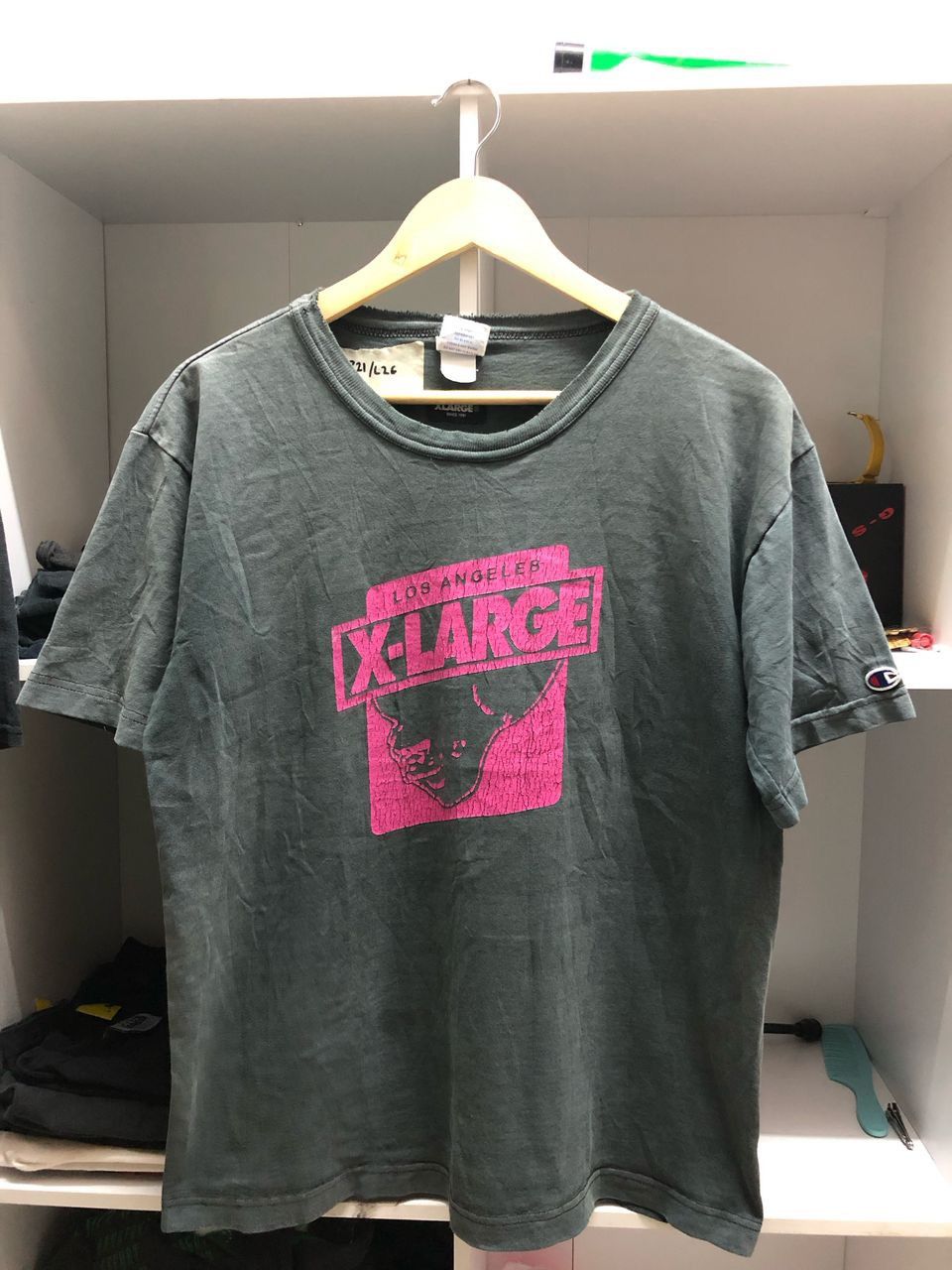Champion × Vintage × X-LARGE Vintage Champion X X-Large Distressed Size US M / EU 48-50 / 2 - 1 Thumbnail