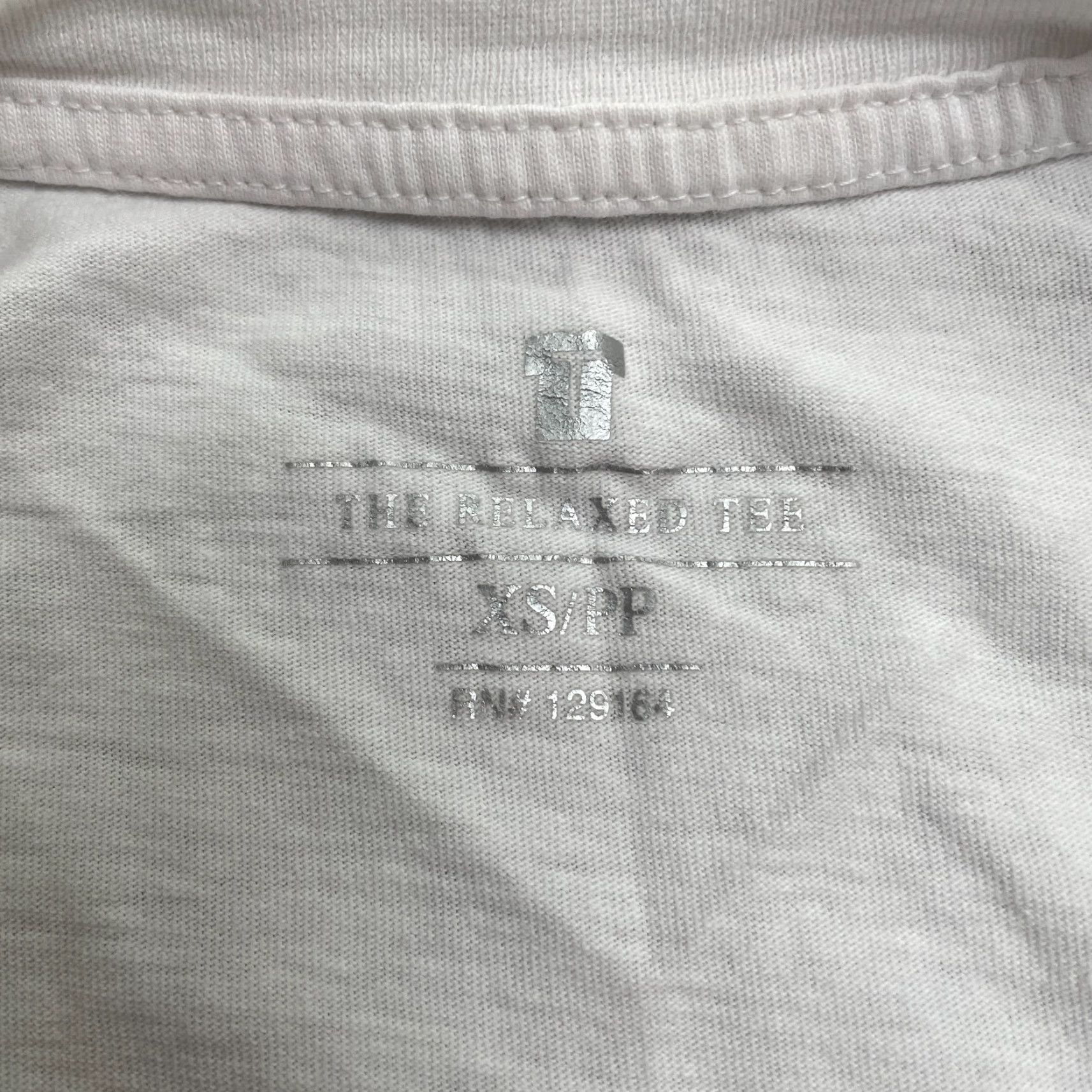 Vintage The Relaxed Tee Womens XS/PP White Crew Neck Short Sleeve The Relaxed Tee T-Shirt Casual Shirt Womens XS/PP White Crew Neck Short Sleeve Graphic Print Size XXS / US 00 / IT 34 - 4 Thumbnail