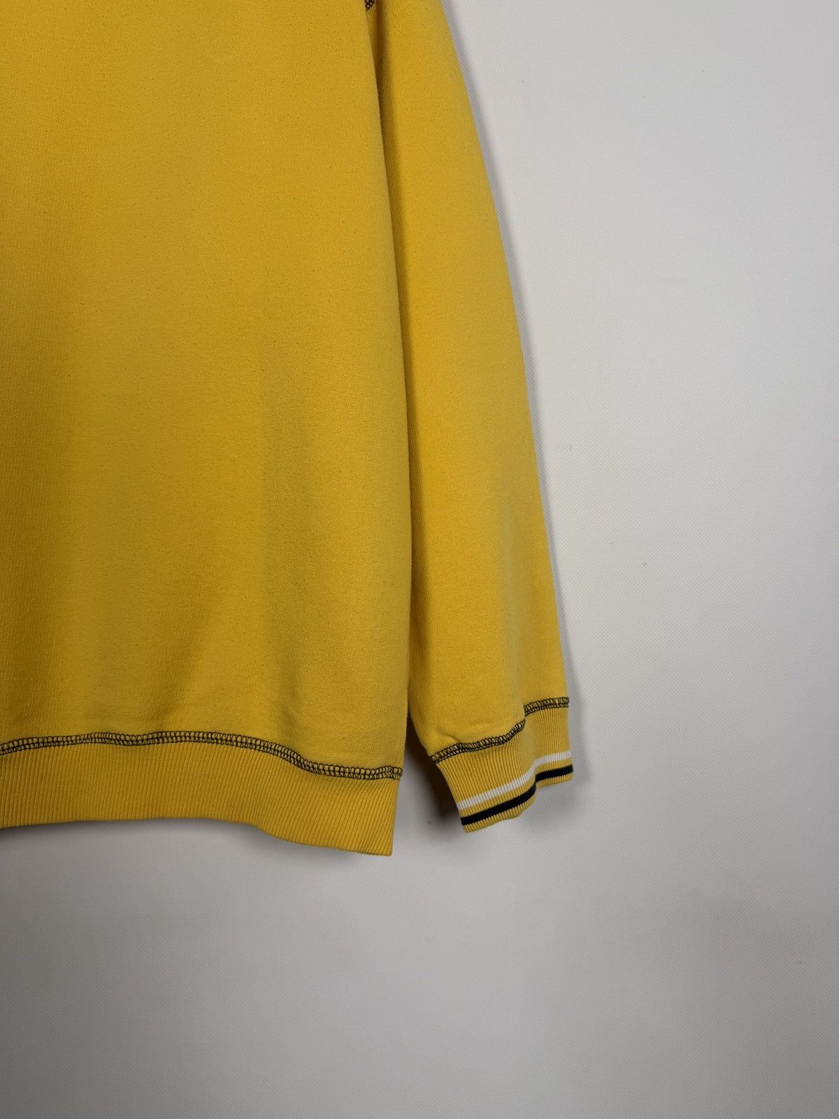 Fila Fila Vintage Sweatshirt Embroidered Logo Korea Made Size L Size US L / EU 52-54 / 3 - 14 Thumbnail