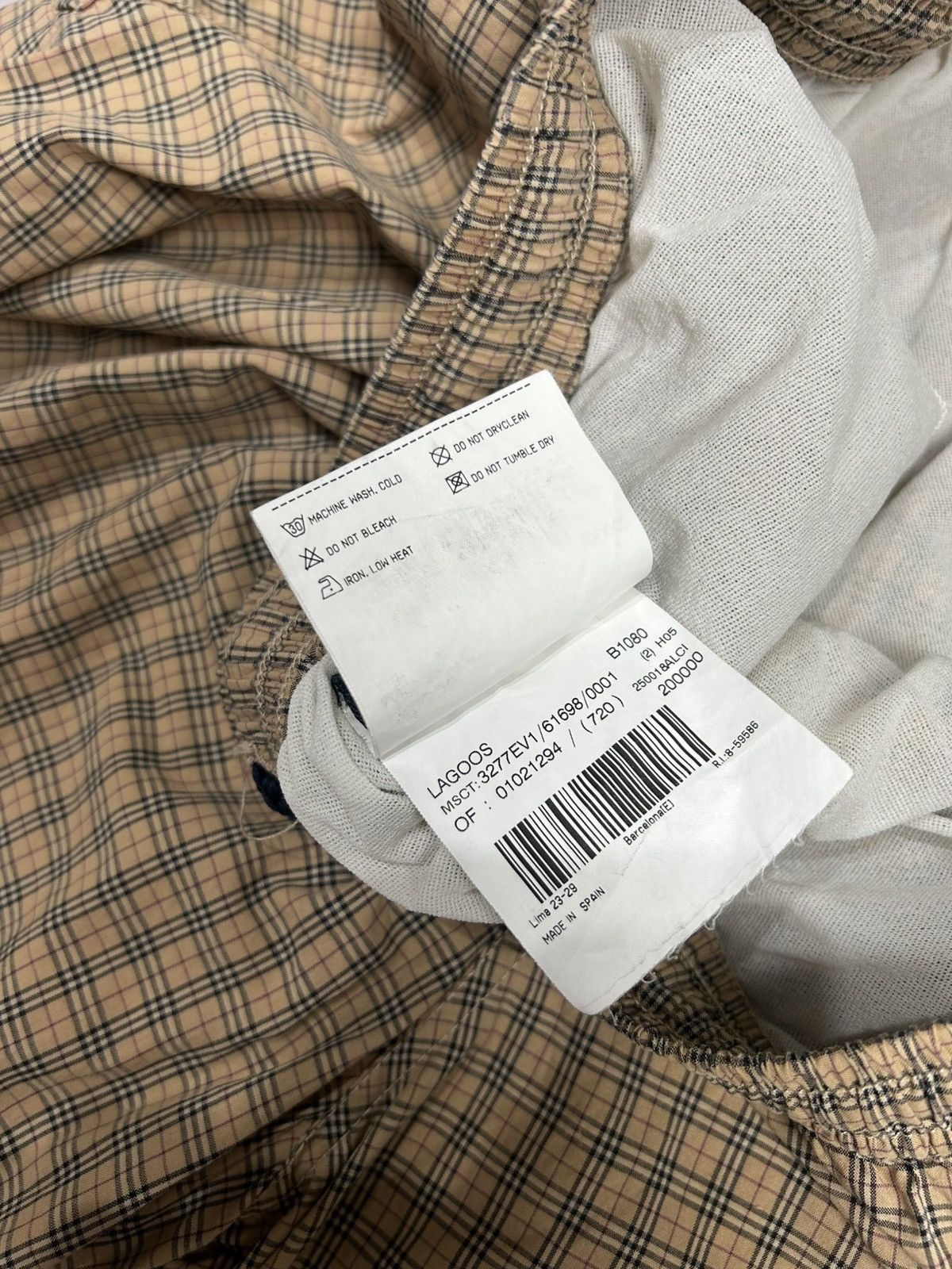 Burberry Rare Vintage 90s Burberry nova check short pants Size US 32 / EU 48 - 6 Thumbnail