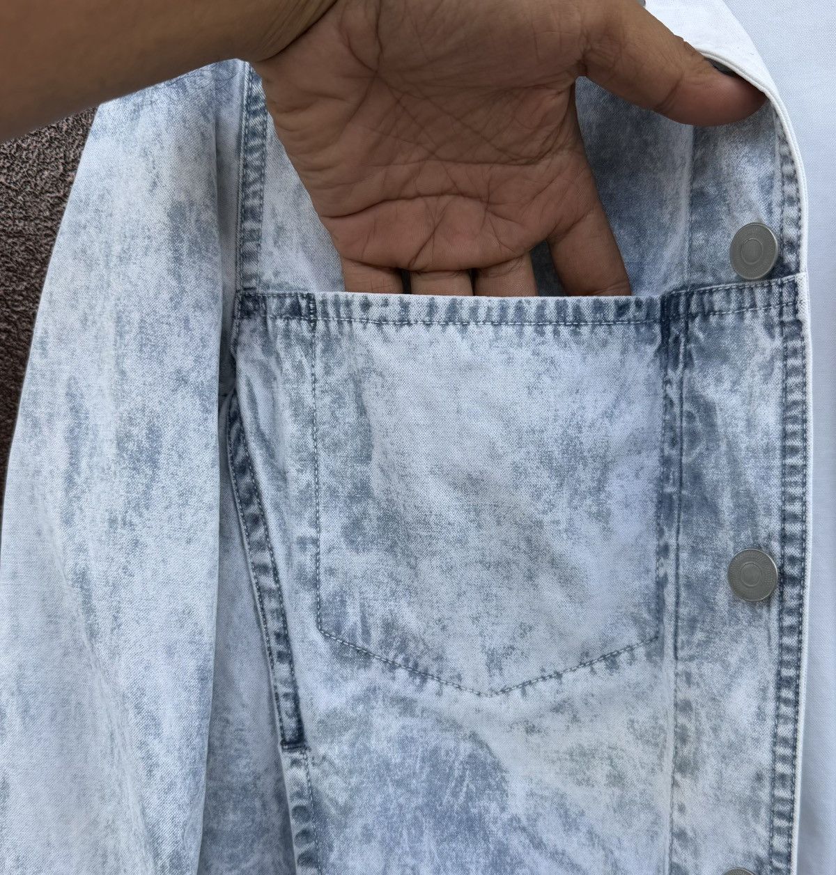 Blue Blue Japan Vintage Blue Blue Japan Acid Wash Denim Jacket Made In Japan Size US M / EU 48-50 / 2 - 6 Thumbnail