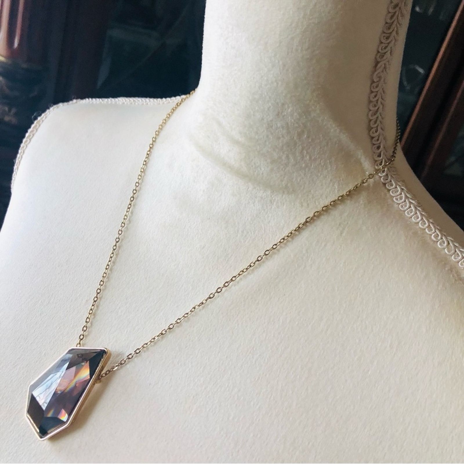 Jewelry Geometric faceted smoky topaz lucite necklace Size ONE SIZE - 7 Thumbnail