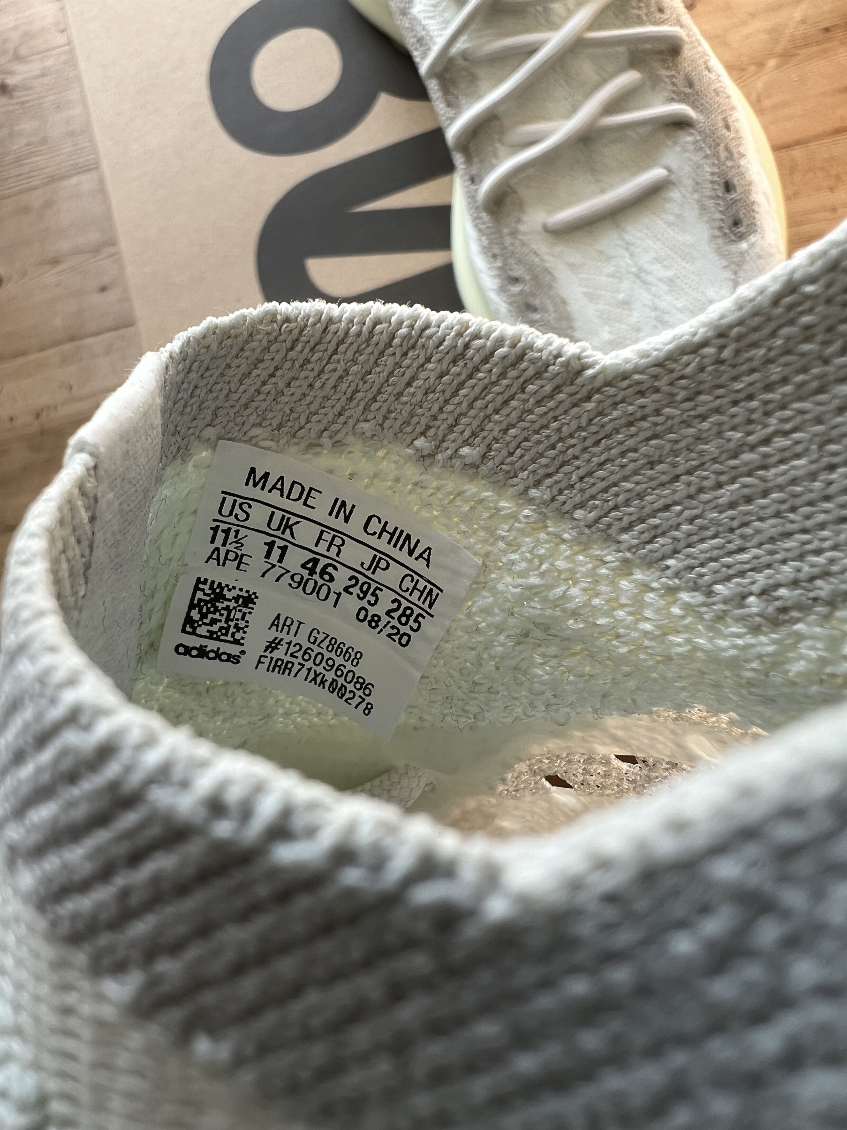 Adidas adidas Yeezy Boost 380 Calcite Glow Size US 11.5 / EU 44-45 - 4 Thumbnail