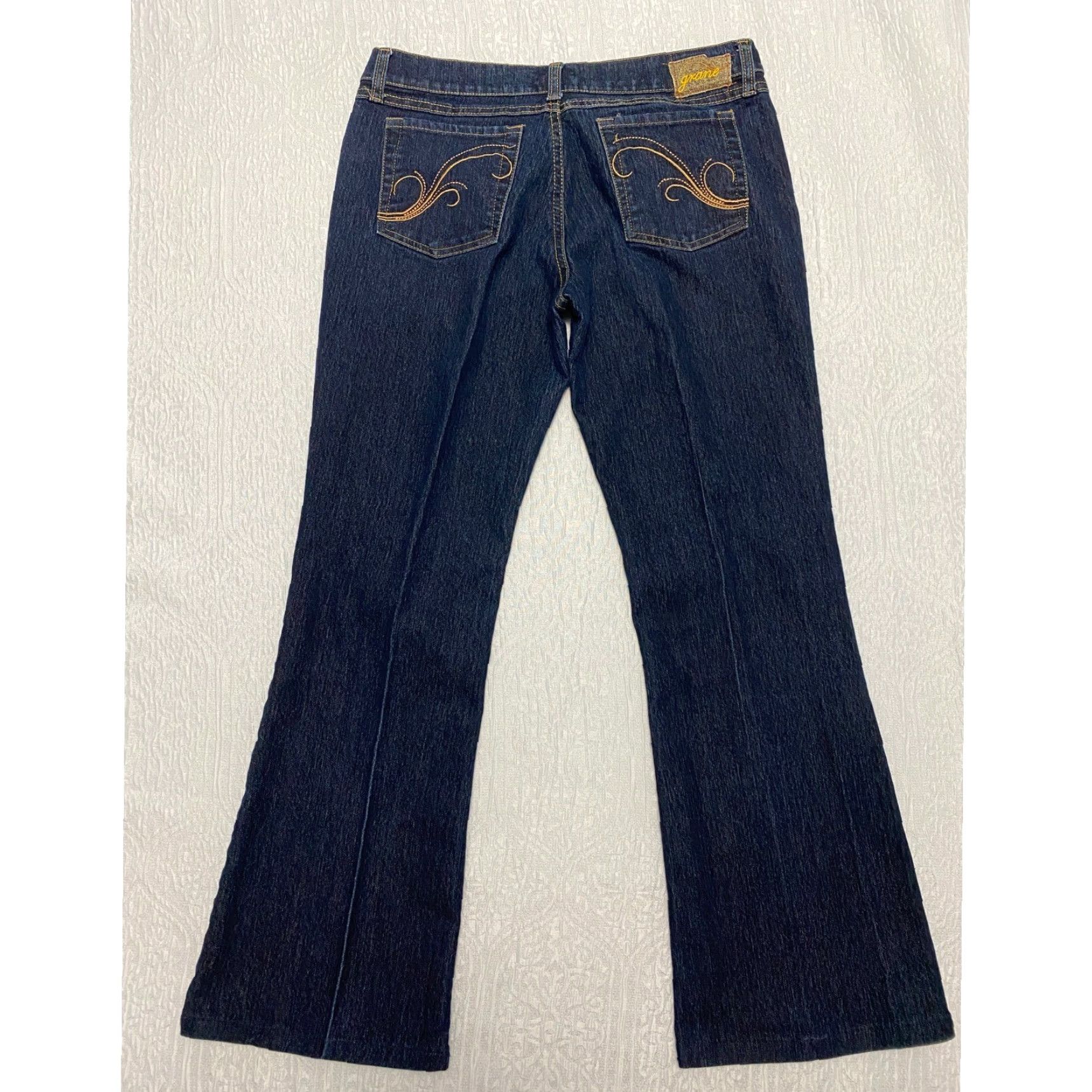 Denime Grane Jeans Bootcut Jeans Juniors 7 Dark Wash Denim Embroidered Pockets Stretch Womens Boyfriend-Style? Size 28" / US 6 / IT 42 - 2 Thumbnail