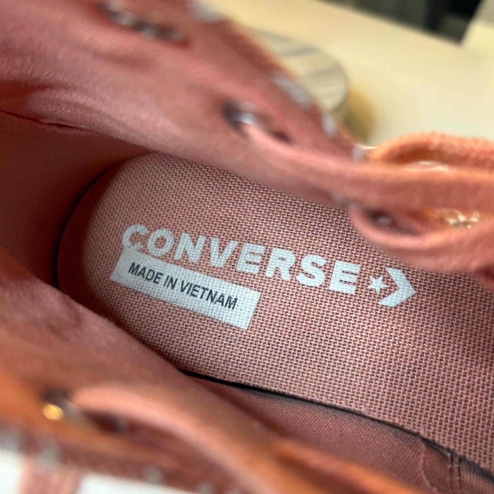 Converse Converse Run Star Hike Pink Quartez Floral Rose US Sz 7.5 Size US 7.5 / IT 37.5 - 10 Thumbnail