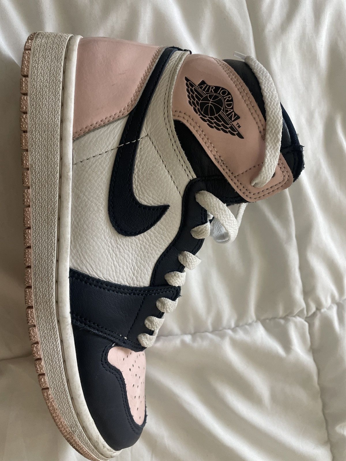 bubblegum pink jordans 1