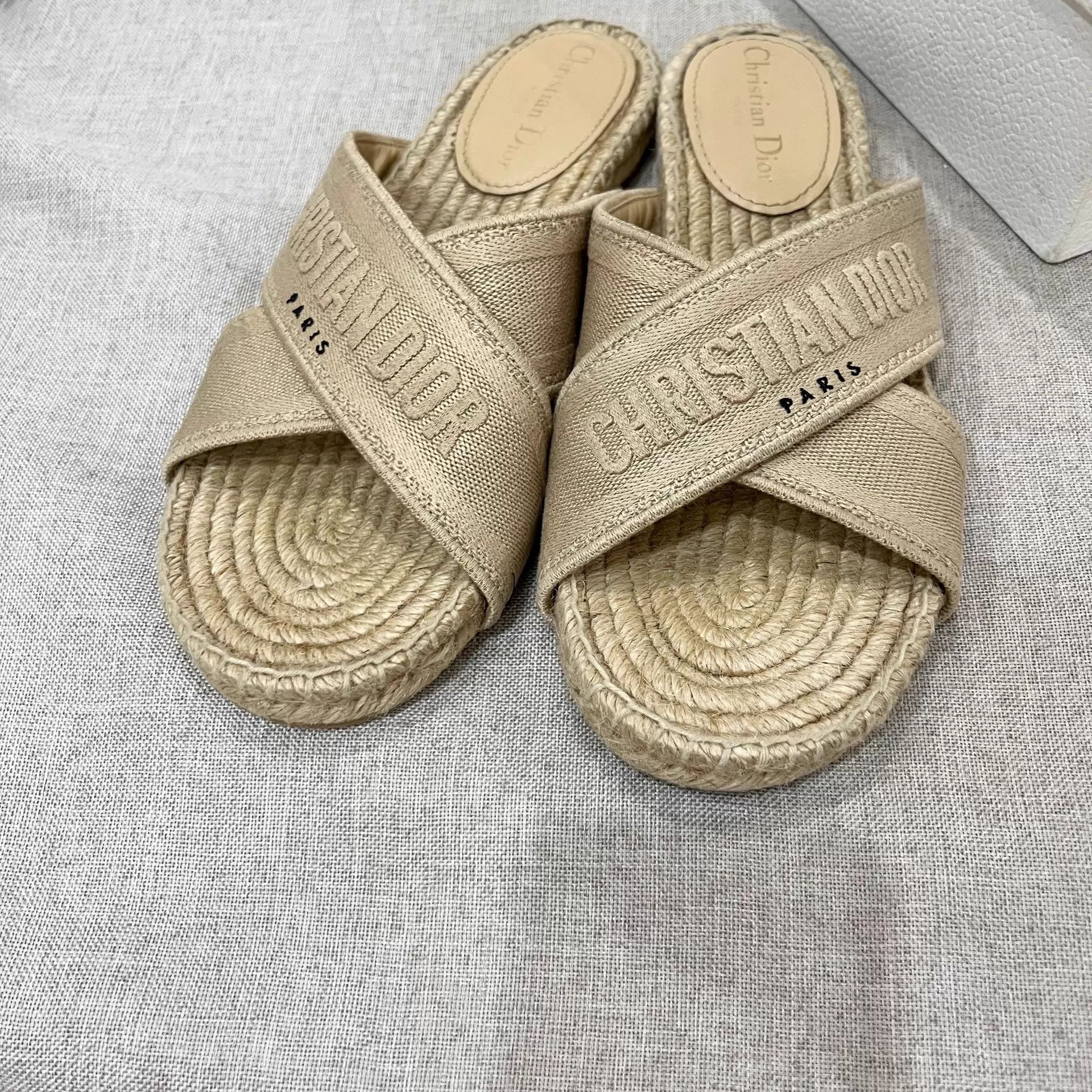Dior Dior Resort Straw Slide Logo 39 98New Box/DustBag Size US 8.5 / IT 38.5 - 2 Thumbnail