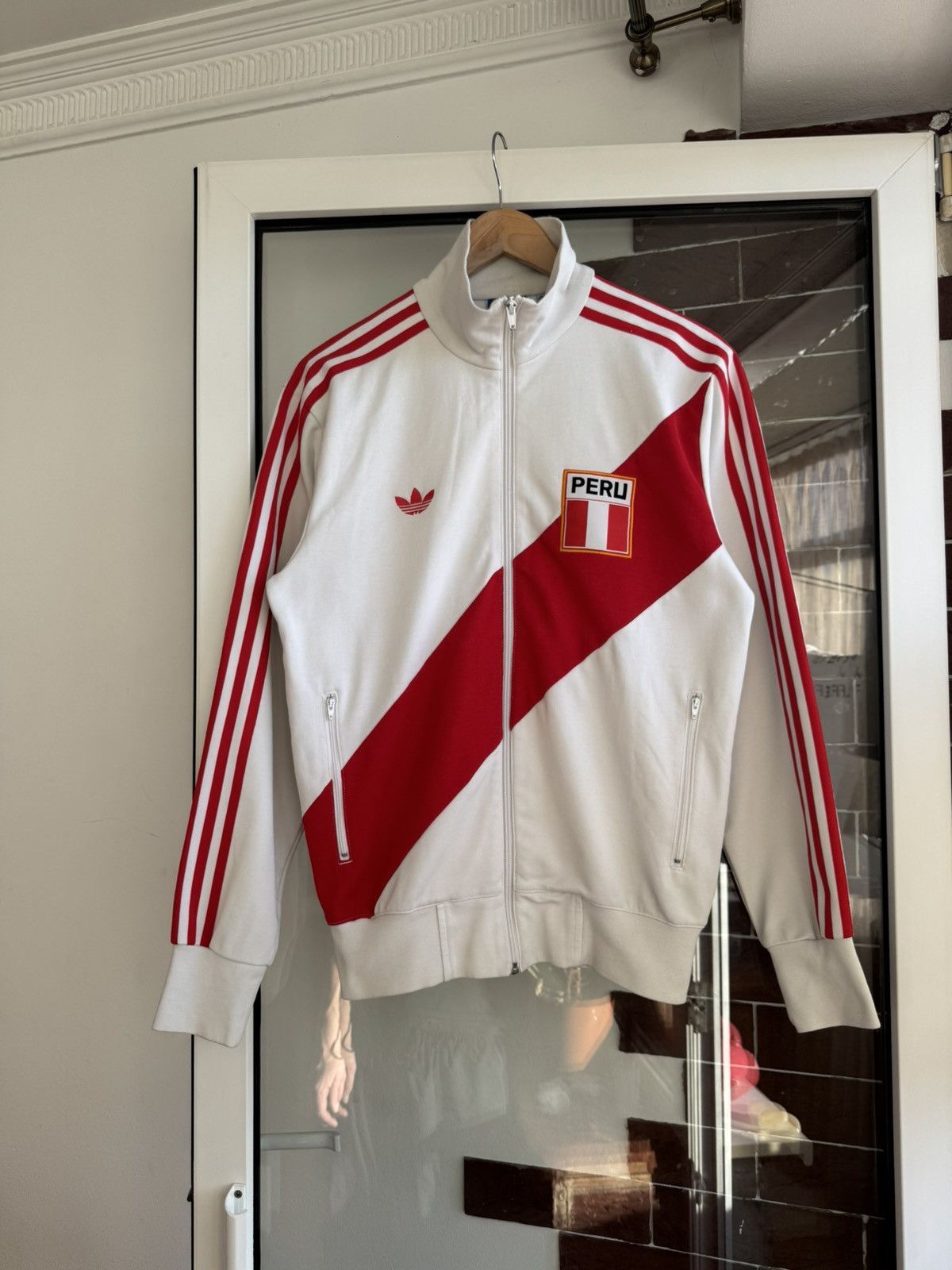 Vintage Adidas Peru Football zip Hodie