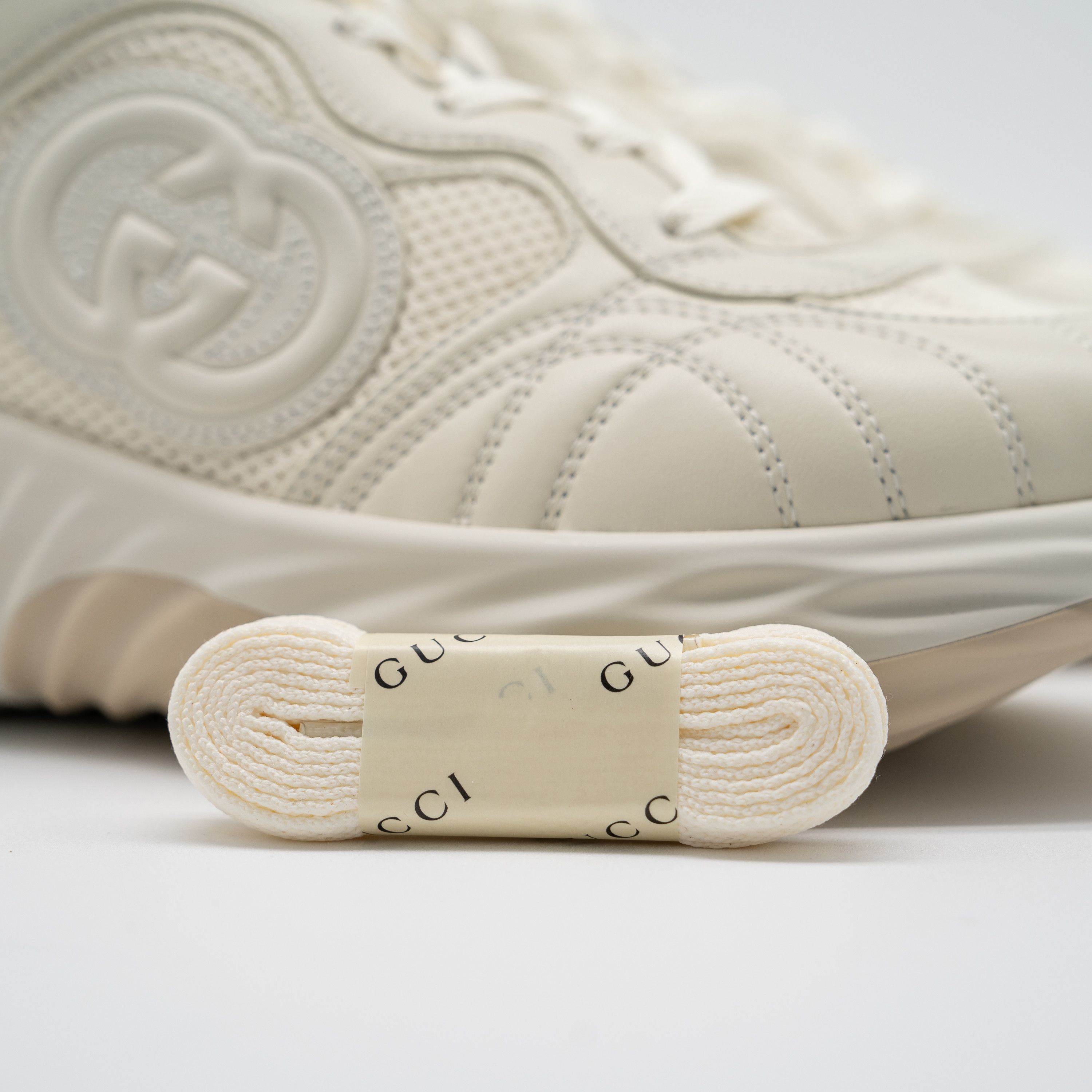 Gucci 10us Gucci Ripple Sneakers Off White GG Leather Interlocking Size US 10 / EU 43 - 11 Thumbnail