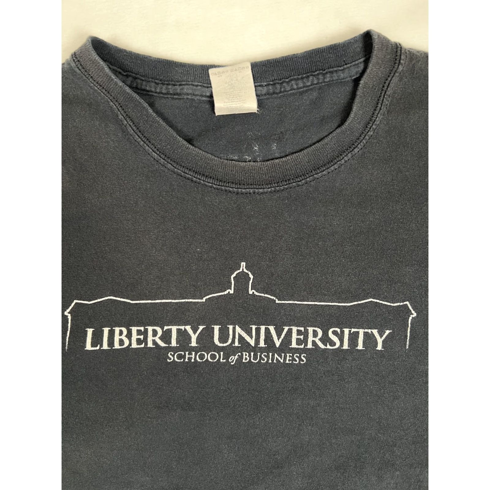 Gildan VINTAGE Liberty University School Of Business T-Shirt Mens Large College Size US L / EU 52-54 / 3 - 2 Thumbnail