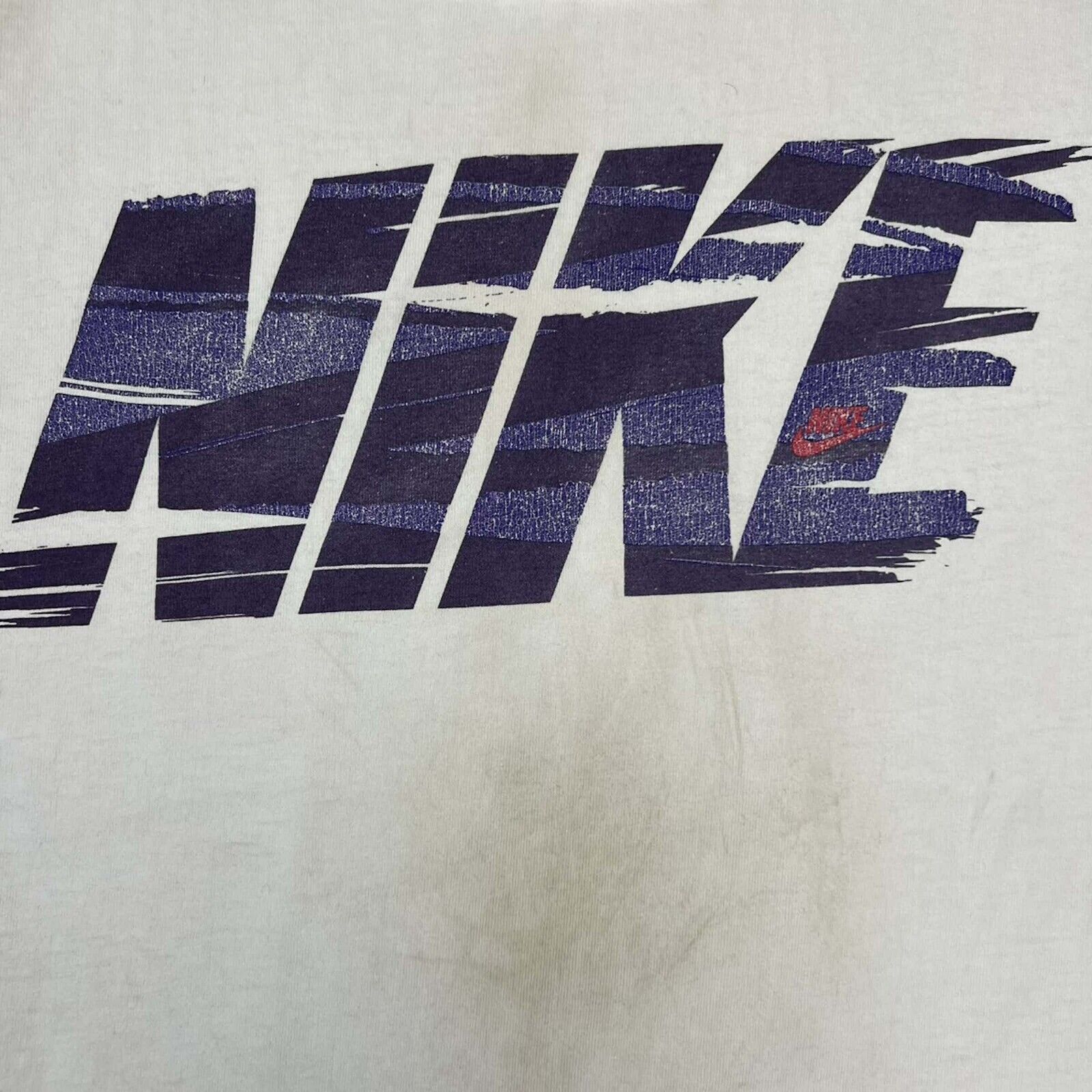 Nike × Vintage Nike Sportswear T Shirt Thrashed Spell Out Short Sleeve Tee Size US M / EU 48-50 / 2 - 2 Thumbnail