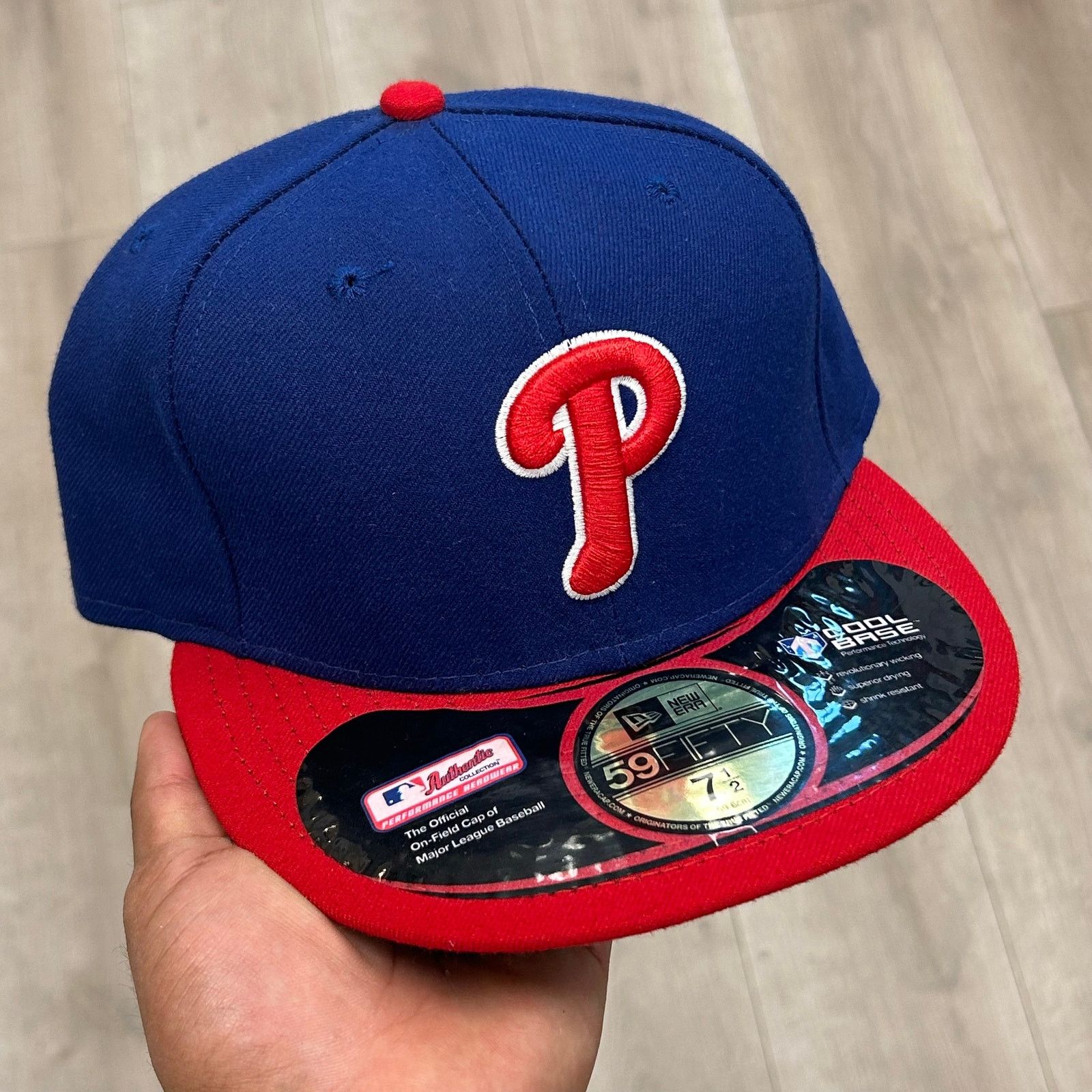 New Era Philadelphia Phillies New Era 59FIFTY Fitted Size 7 1/2 Hat Size ONE SIZE - 1 Thumbnail