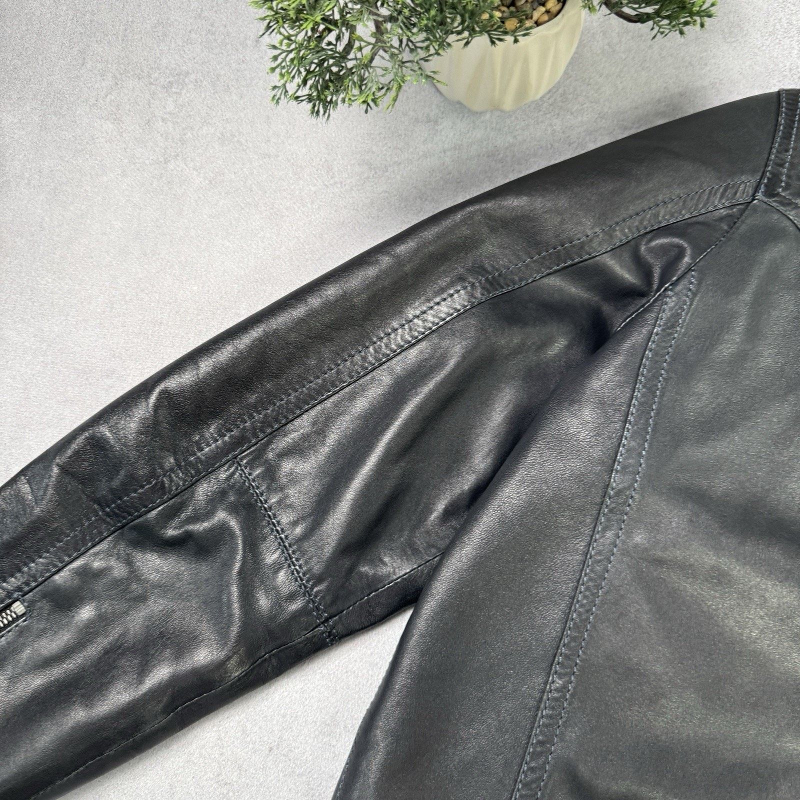 Dirk Bikkembergs Dirk Bikkembergs Men Leather Jacket Size 48 Dark Blue Size US M / EU 48-50 / 2 - 12 Thumbnail