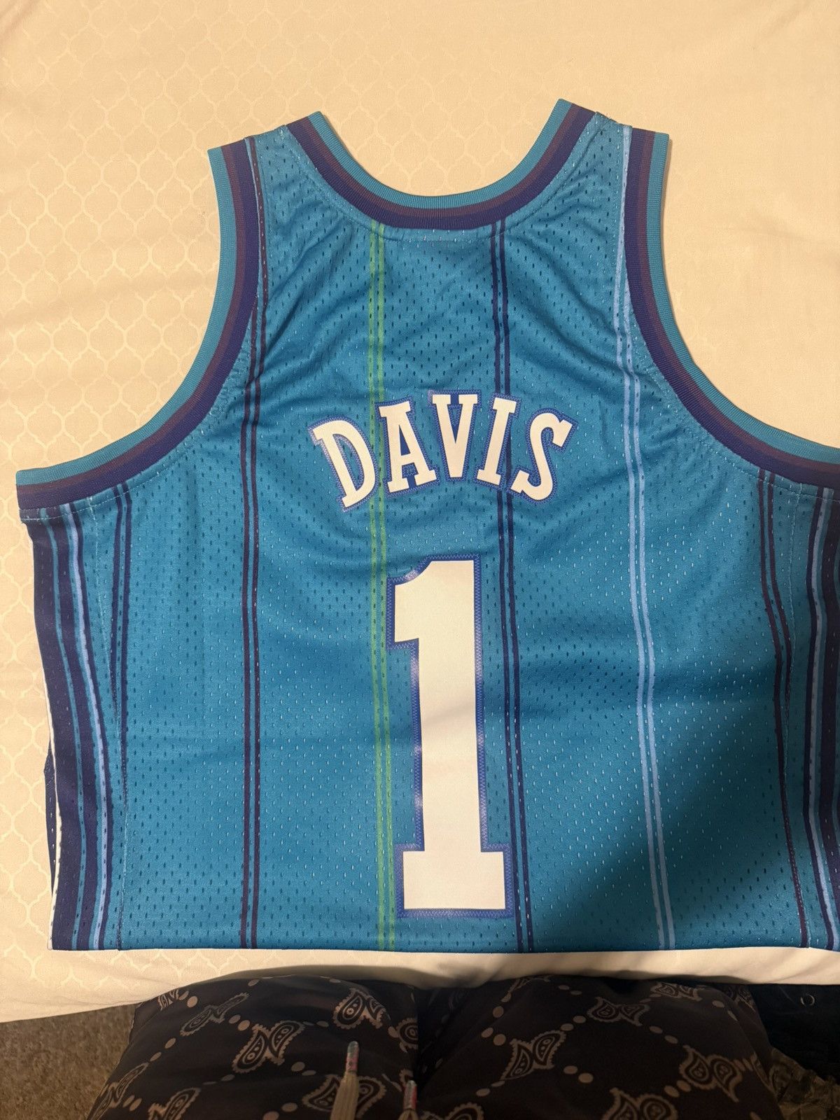 Mitchell & Ness CHARLOTTE HORNETS BARON DAVIS Turquoise Jersey Size US M / EU 48-50 / 2 - 2 Thumbnail