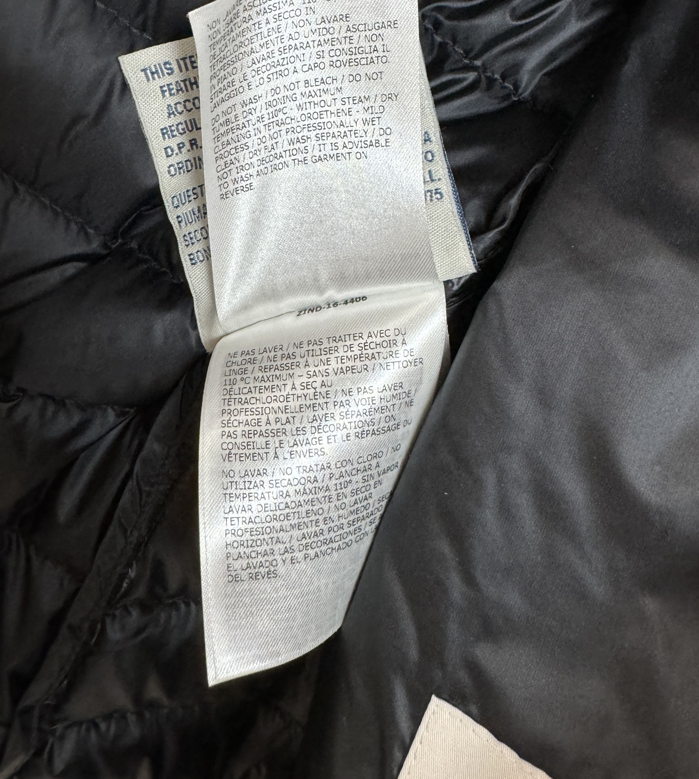 Moncler Moncler Ambert Down Jacket Puffer Denim Trimmed Navy Size 3 Size M / US 6-8 / IT 42-44 - 13 Thumbnail