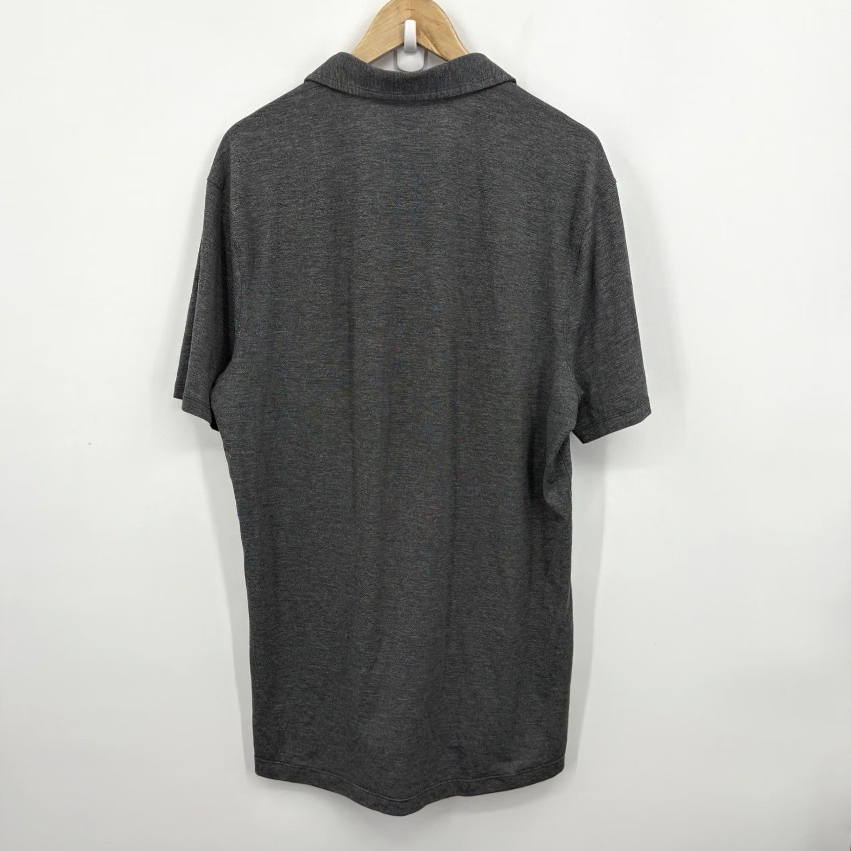 Lululemon Lululemon Polo Shirt Men XL Evolution Golf Short Sleeve Stretch Comfy Office Shirt Polo XLarge Athletic Regular Gray Jersey Logo 90s? Size US XL / EU 56 / 4 - 6 Thumbnail