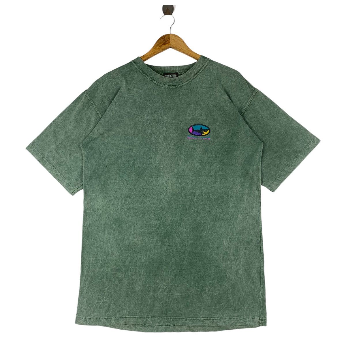 Vintage QUEENSLAND shark attack surf tee Size US M / EU 48-50 / 2 - 2 Thumbnail