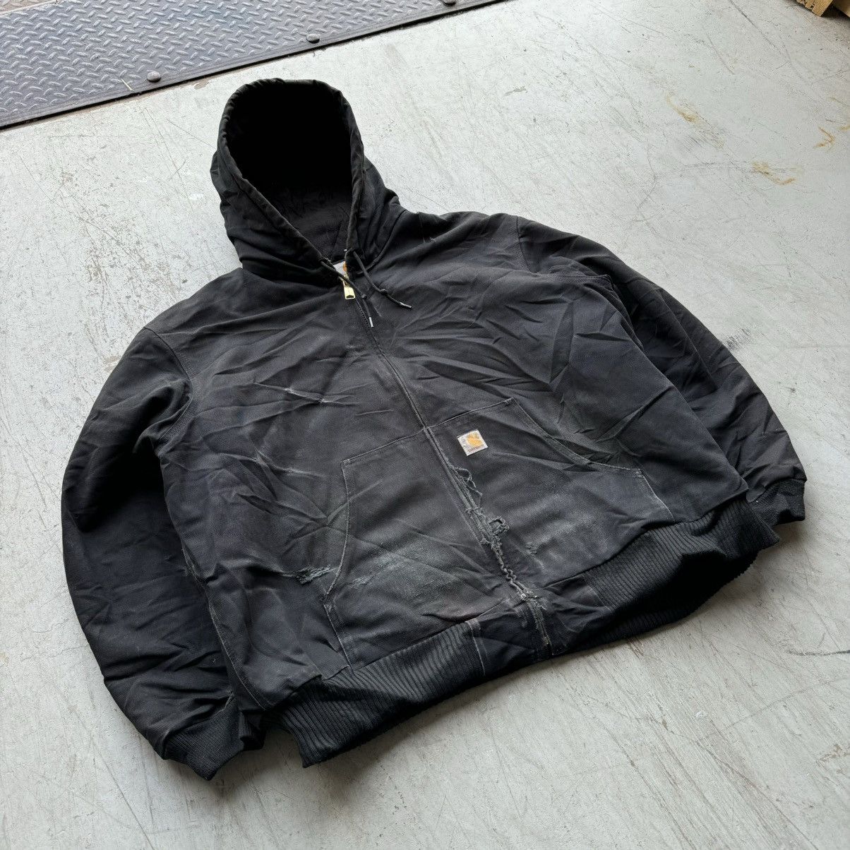 Carhartt × Vintage Carhartt 90’s Vintage J130 Jacket Faded Black Hooded Size US XXL / EU 58 / 5 - 2 Thumbnail