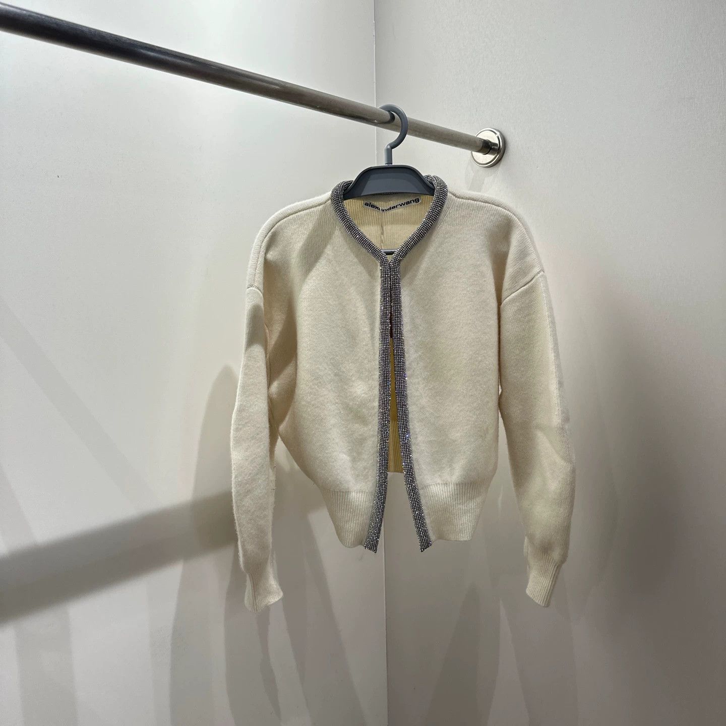 Alexander Wang Alexanderwang mar468 crystal front wool cashmere cardigants Size XS / US 0-2 / IT 36-38 - 1 Thumbnail