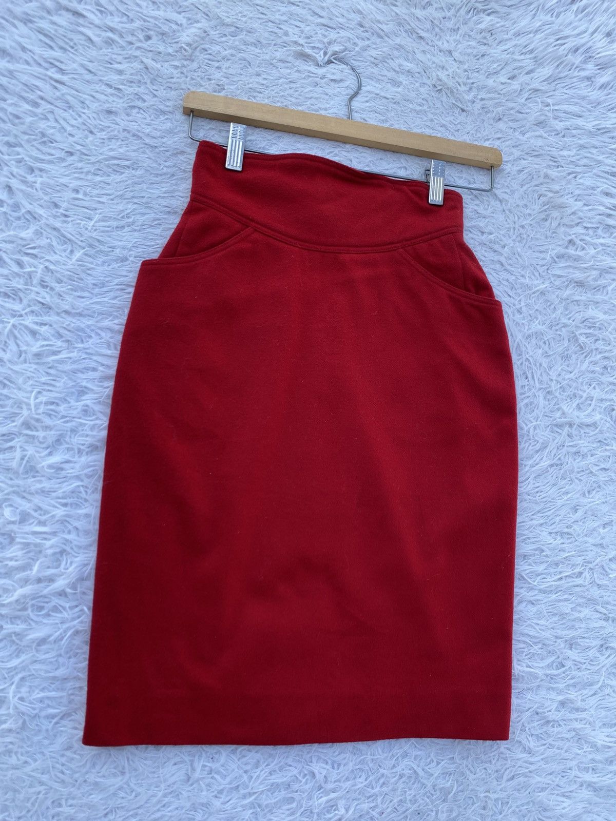Fendi Rare Vintage 70s FENDI Red Wool Skirt Size 23" - 16 Thumbnail