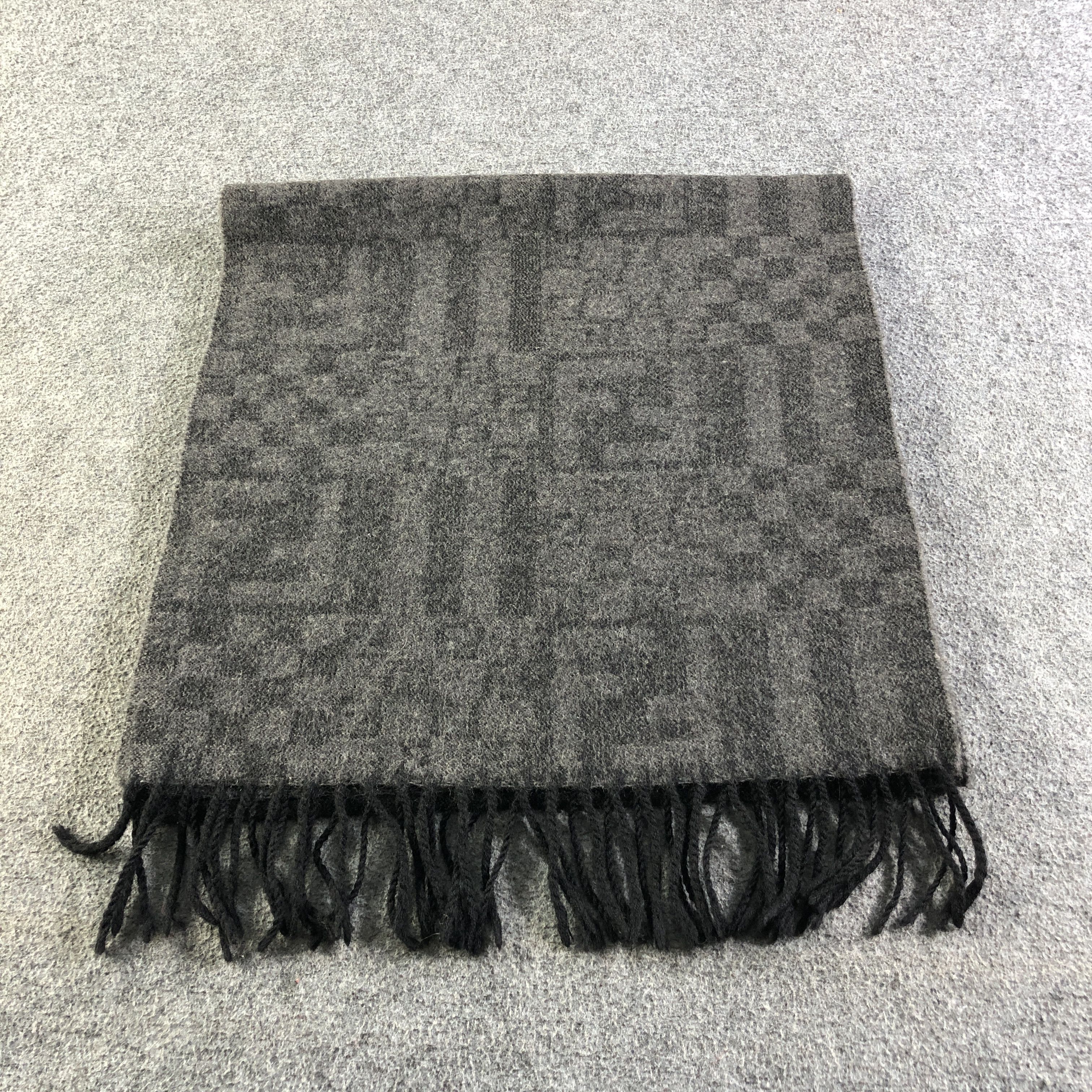 Fendi Fendi Wool Scarf Muffler V2639 Size ONE SIZE - 2 Thumbnail