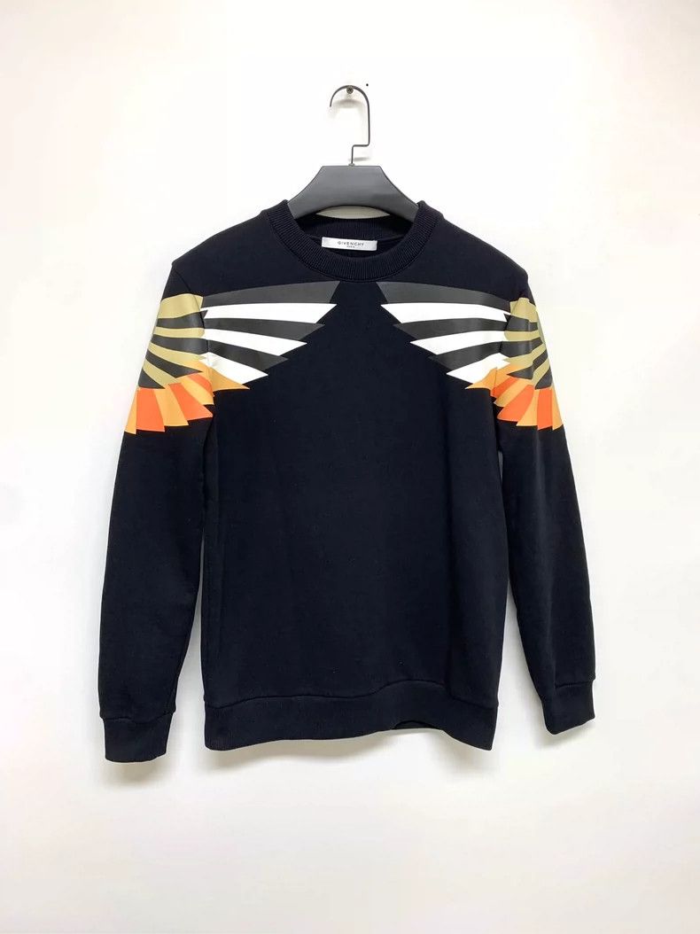 givenchy wing sweatshirt in xs size-dmc