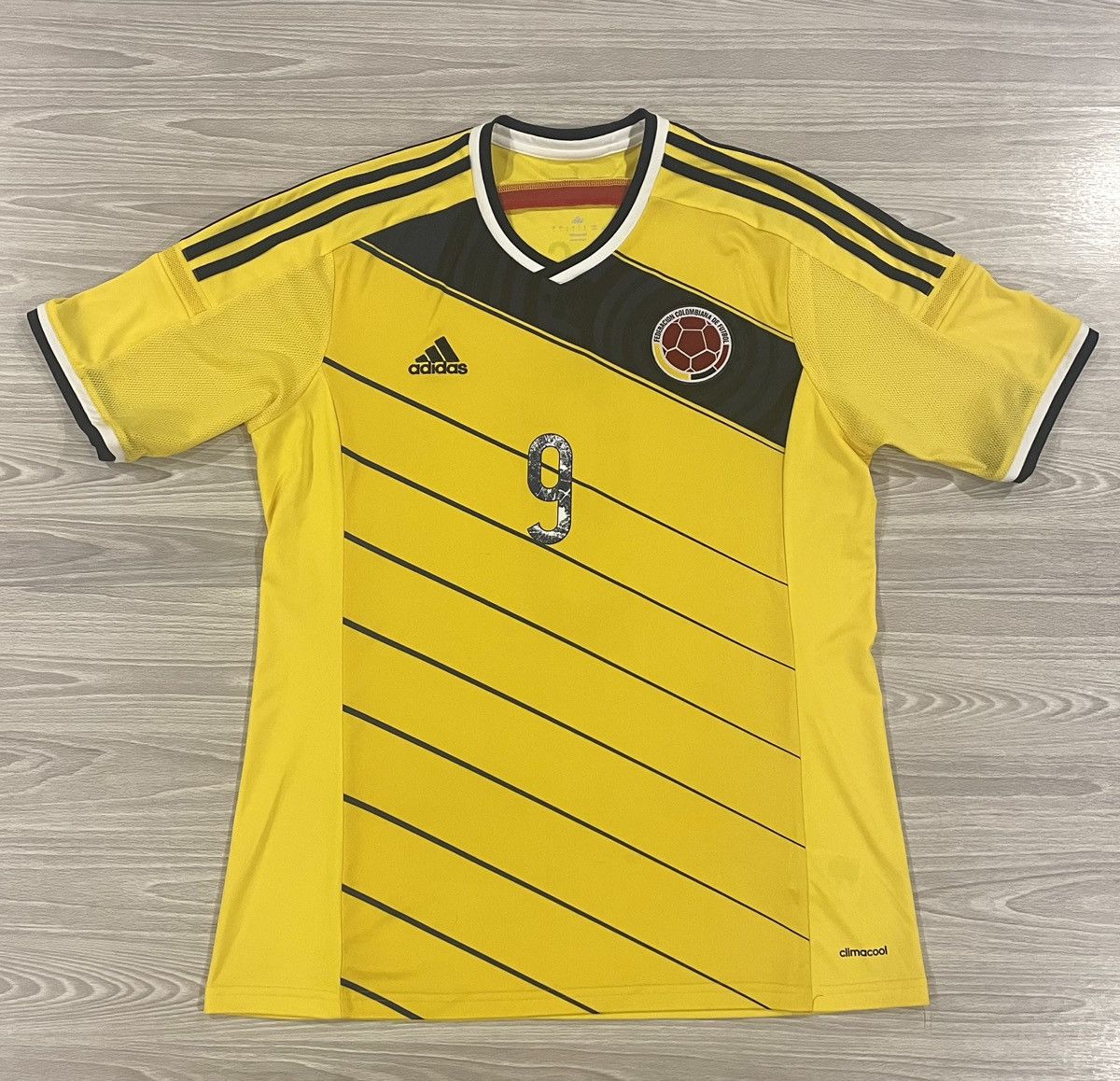 Adidas Adidas 2014/15 Falcao #9 Colombia Soccer Jersey Men’s Large Size US L / EU 52-54 / 3 - 4 Thumbnail