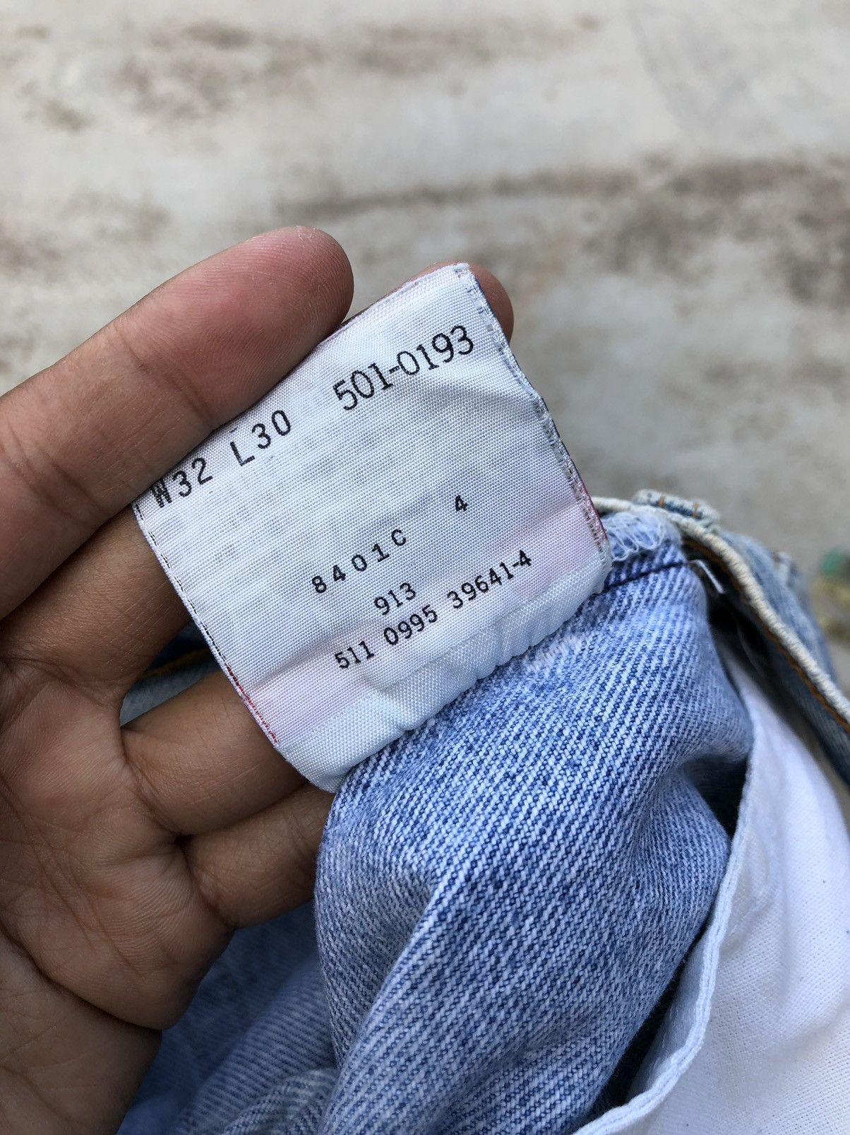 Levi's VINTAGE LEVIS 501 90s DISTRESSED DENIM Size US 30 / EU 46 - 5 Thumbnail