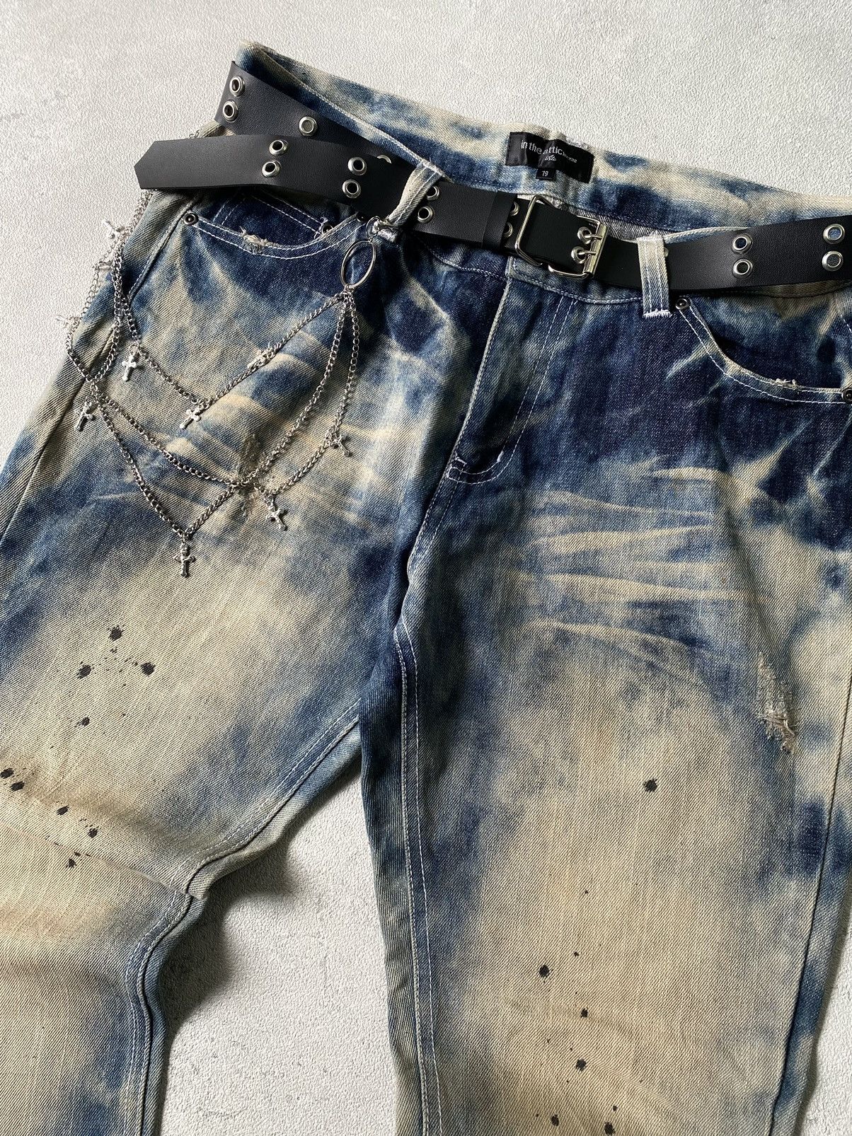 If Six Was Nine × In The Attic × Le Grande Bleu (L.G.B.) acid wash denim pants by in the attic homme Size US 34 / EU 50 - 3 Thumbnail