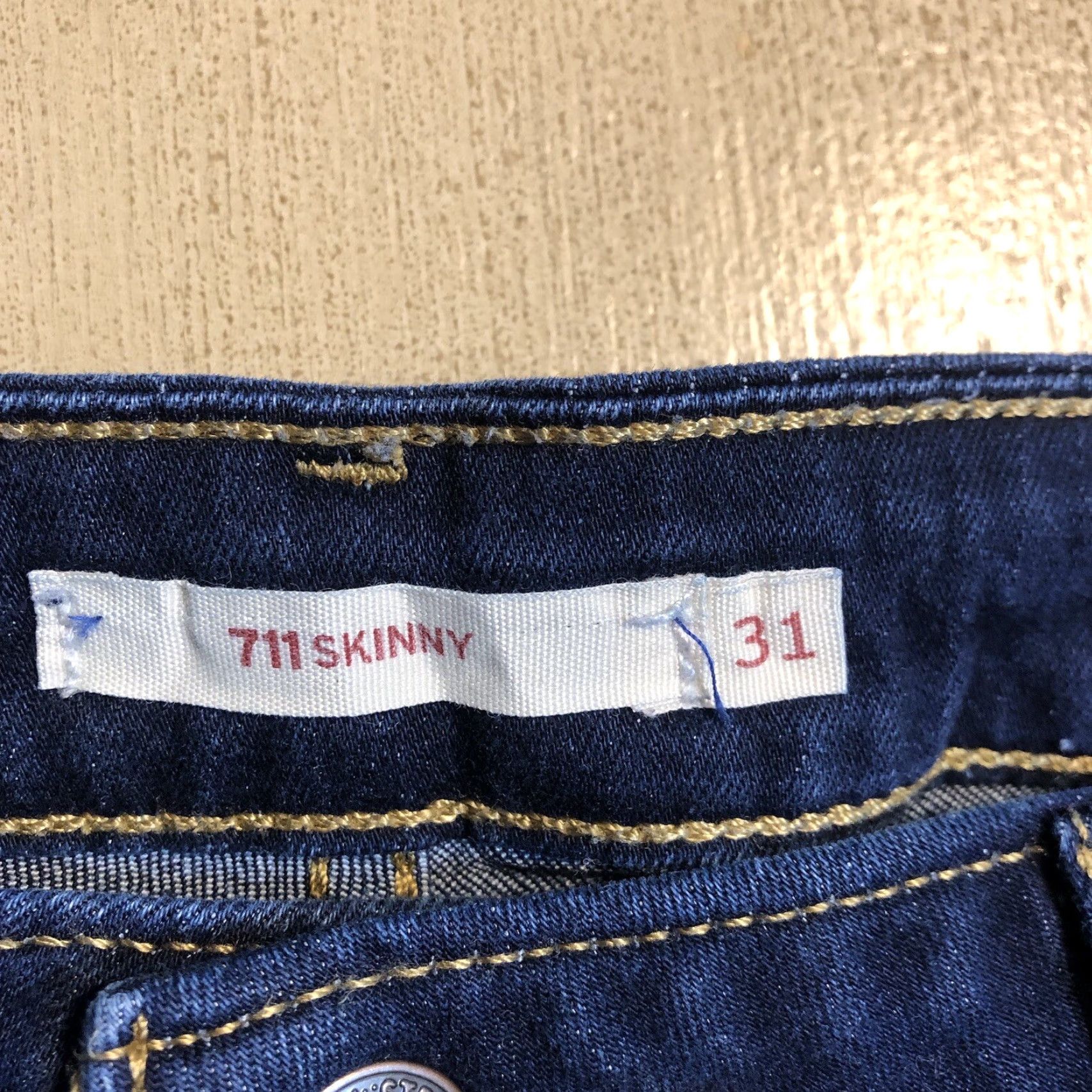 Levi's Levis 711 Cutoff Shorts Womens Tag 31 Raw Hem Cut Off Denim Jean Blue Skinny Size 24" / US 00 / IT 34 - 3 Thumbnail
