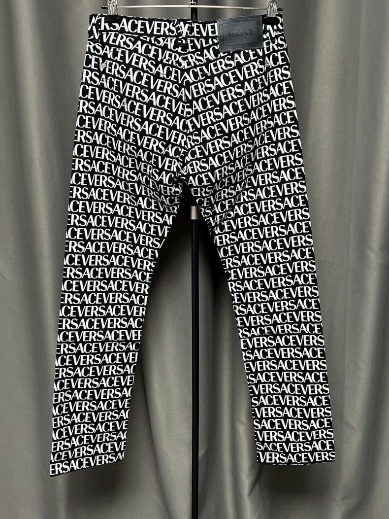 Versace Versace Men's full logo casual jeans Size US 31 - 2 Thumbnail