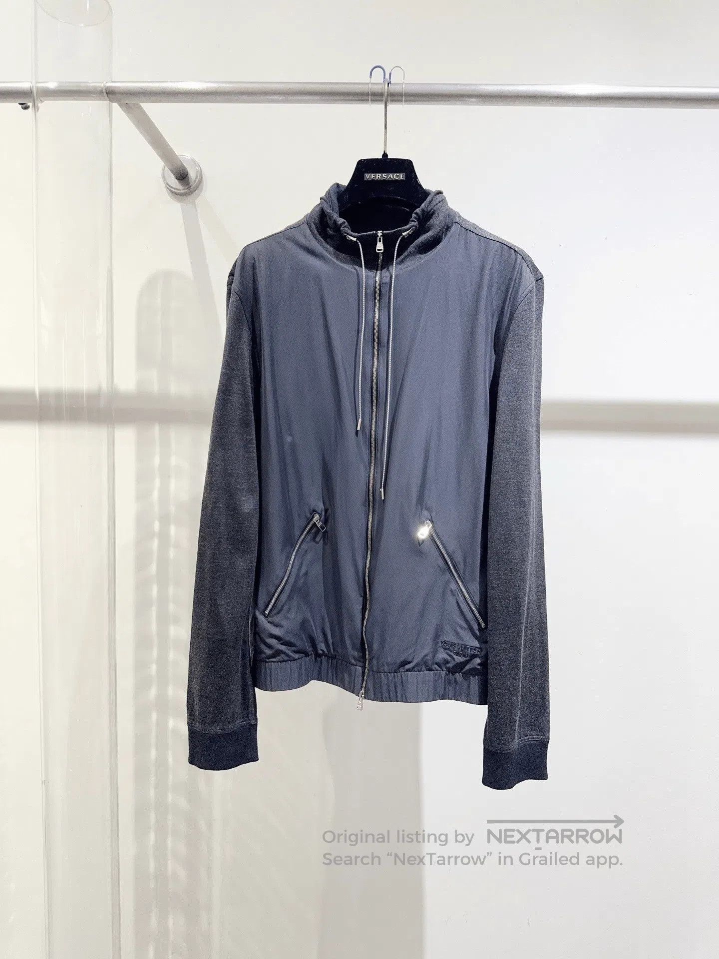 Louis Vuitton Louis Vuitton Gray Coat. Size US S / EU 44-46 / 1 - 1 Thumbnail
