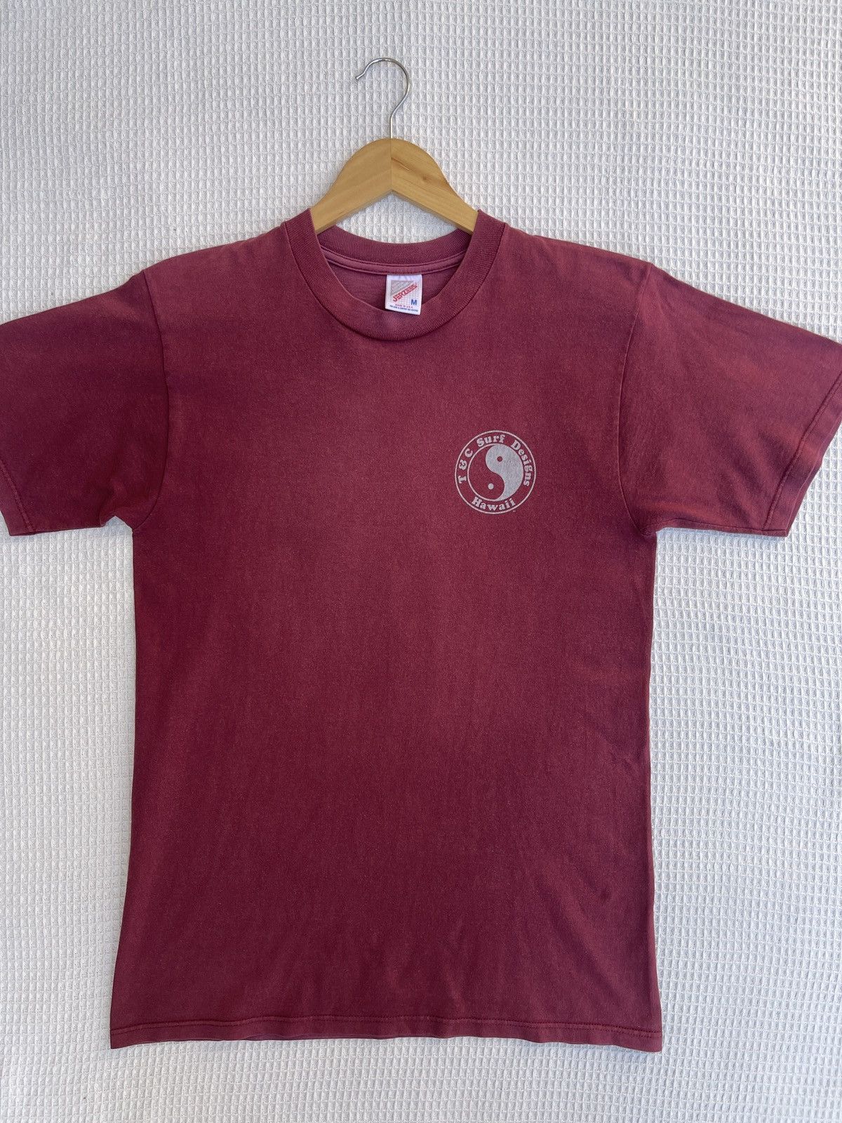 Vintage Last Drop🔥Vtg 90s T&C SURF Design Hawaii Sun Faded T Shirt Size US M / EU 48-50 / 2 - 4 Thumbnail