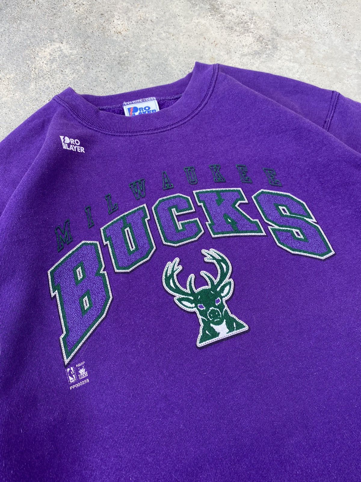 Vintage Milwaukee Bucks Crewneck Sweatshirt
