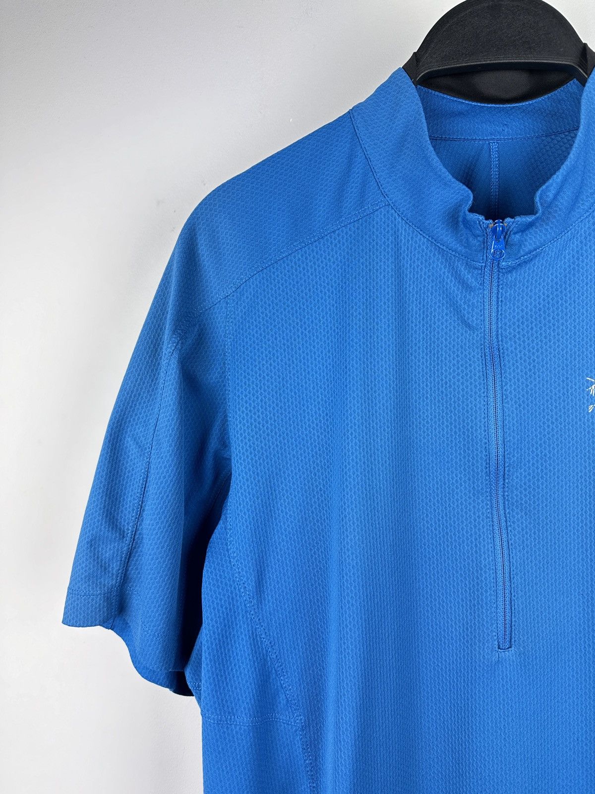 Arc'teryx × Vintage Vintage Arc’teryx T-shirt Size US L / EU 52-54 / 3 - 2 Thumbnail