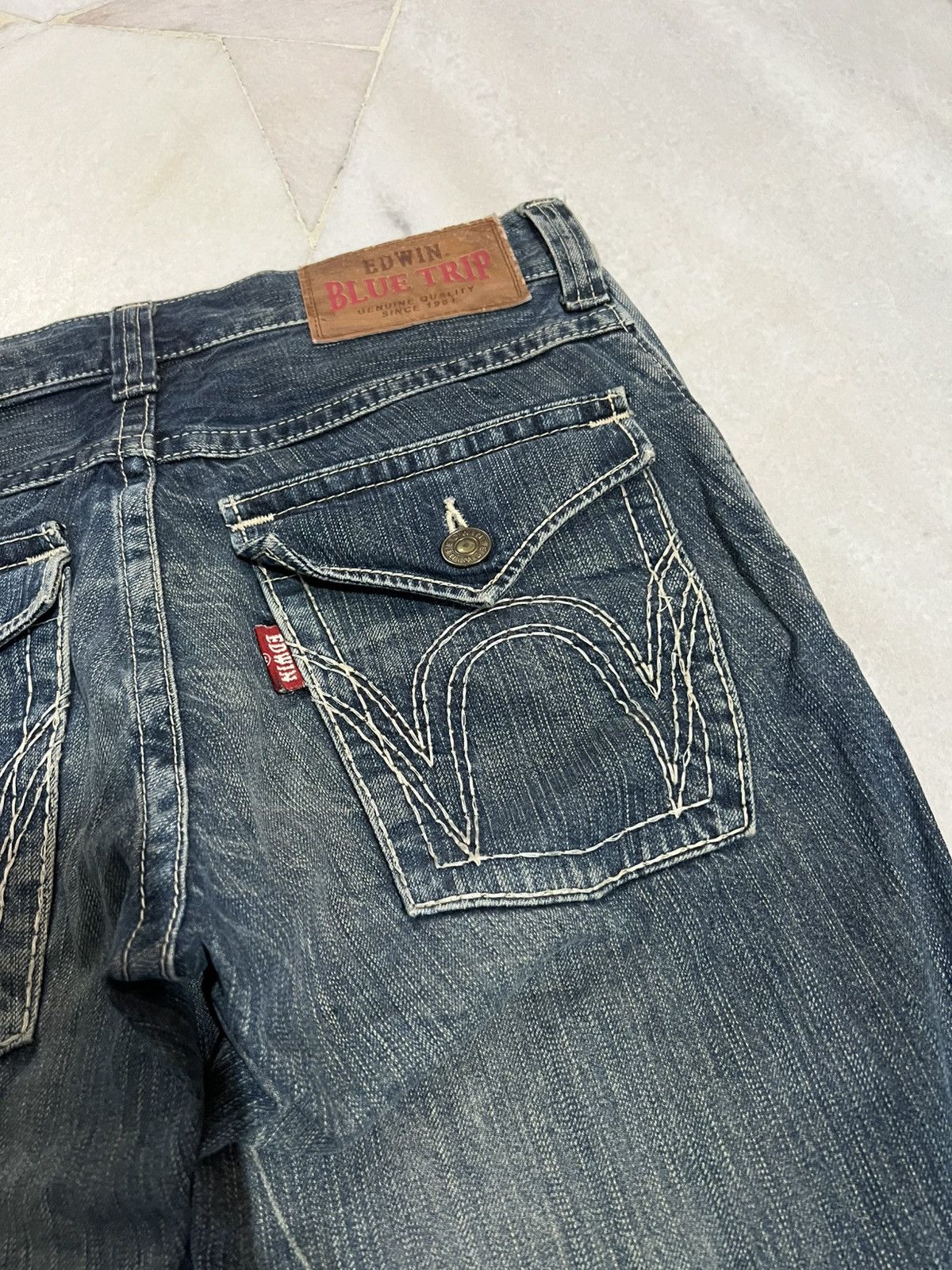 Edwin × If Six Was Nine × Japanese Brand 🌈Twist Leg Vintage Edwin Blue Trip Mud Wash Jean Japan Size US 30 / EU 46 - 18 Thumbnail